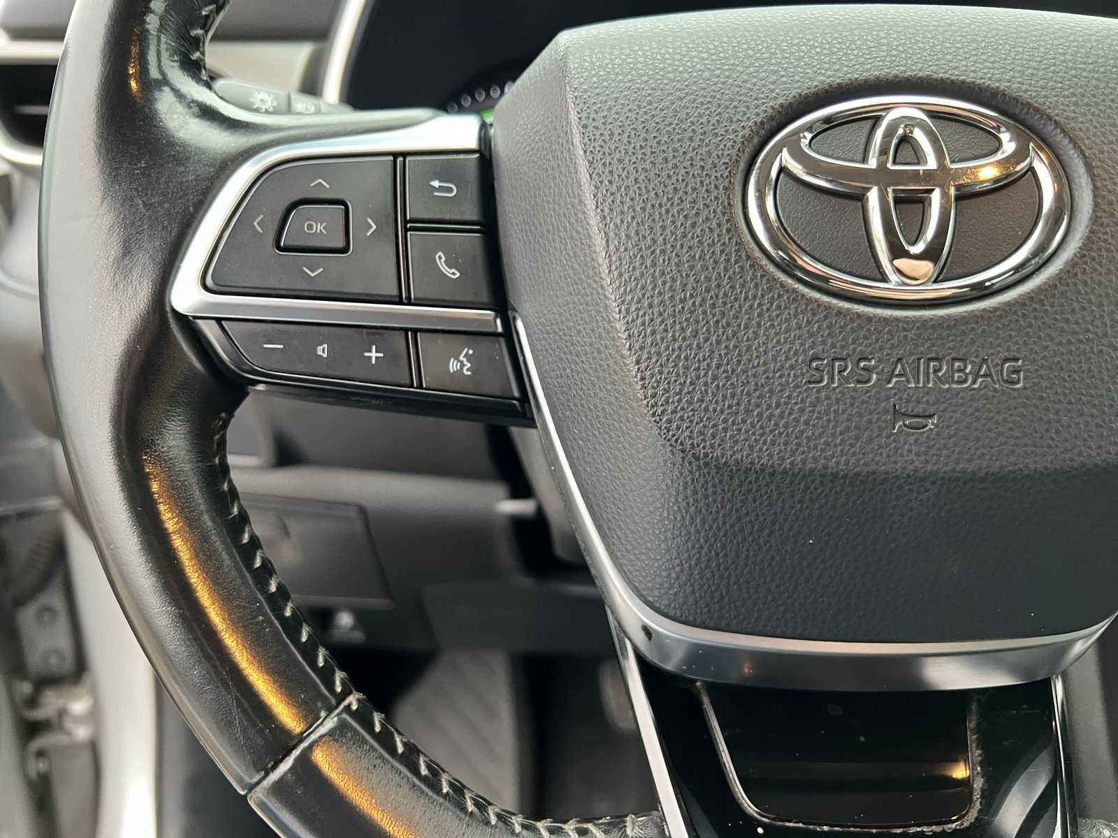 Thumbnail: 2021 Toyota Highlander - 35