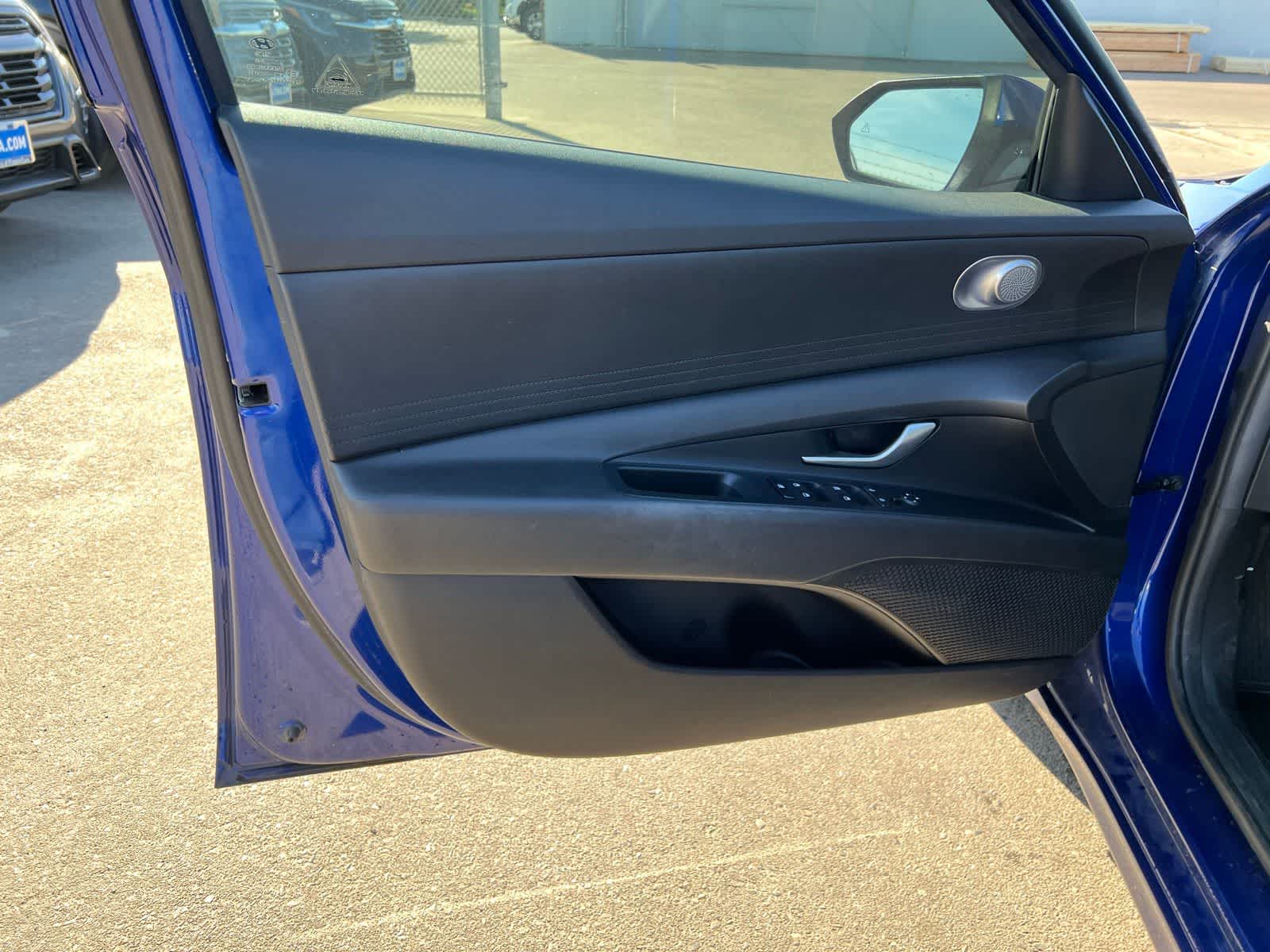 Thumbnail: 2023 Hyundai Elantra - 14