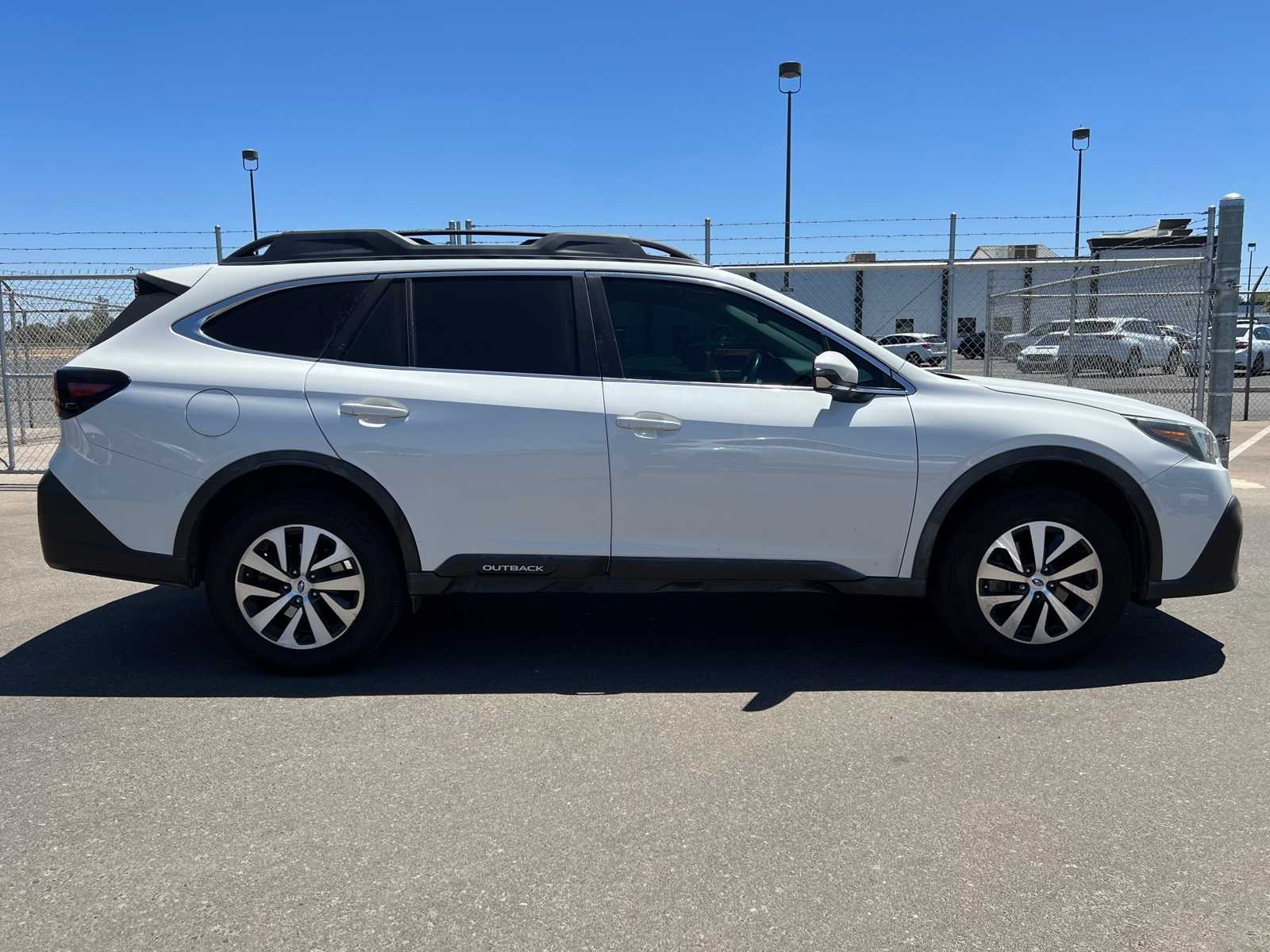 Thumbnail: 2020 Subaru Outback - 10