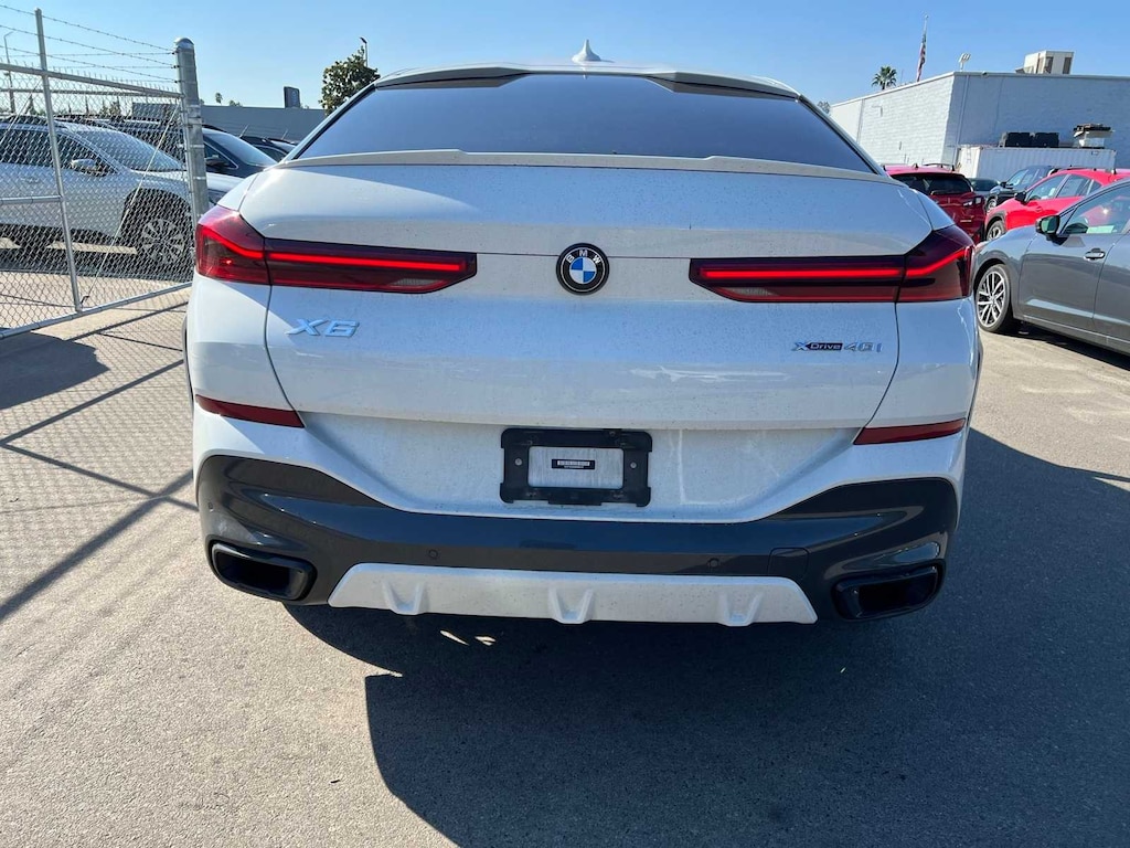 Used 2022 BMW X6 xDrive40i SUV