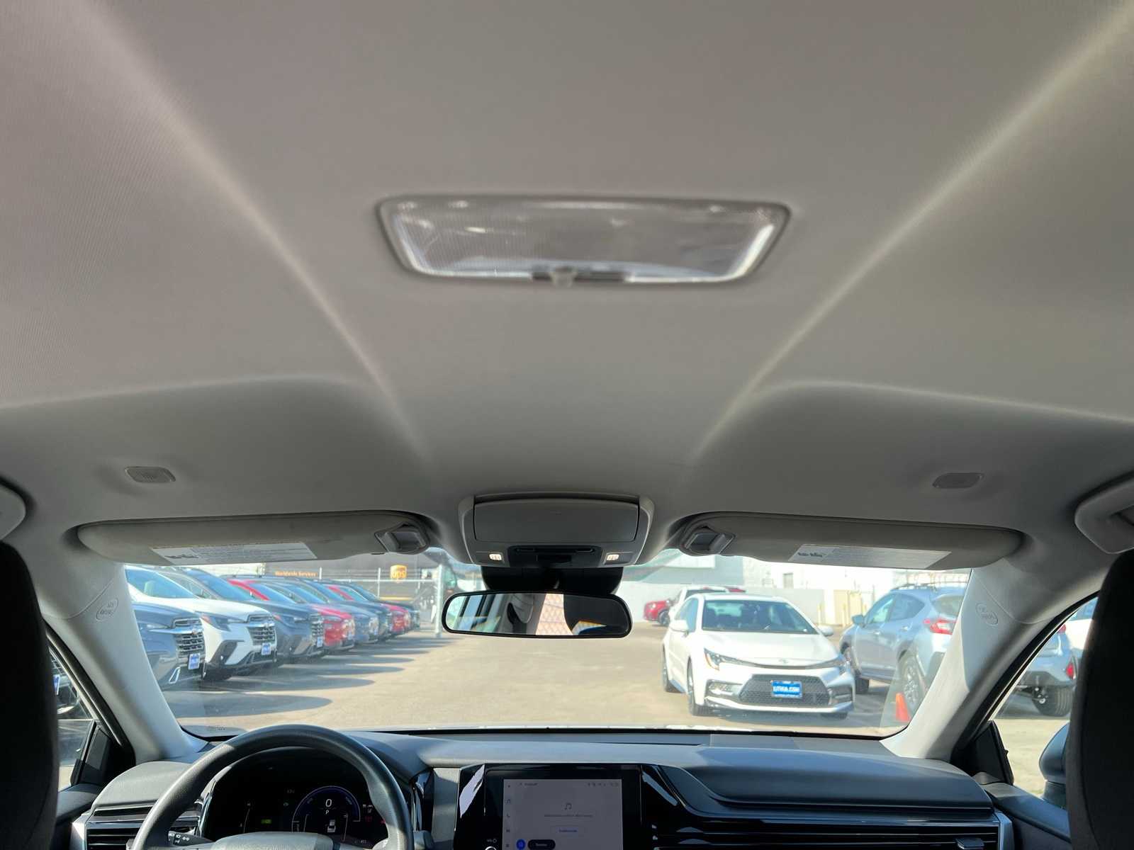 Thumbnail: 2025 Toyota Camry - 31