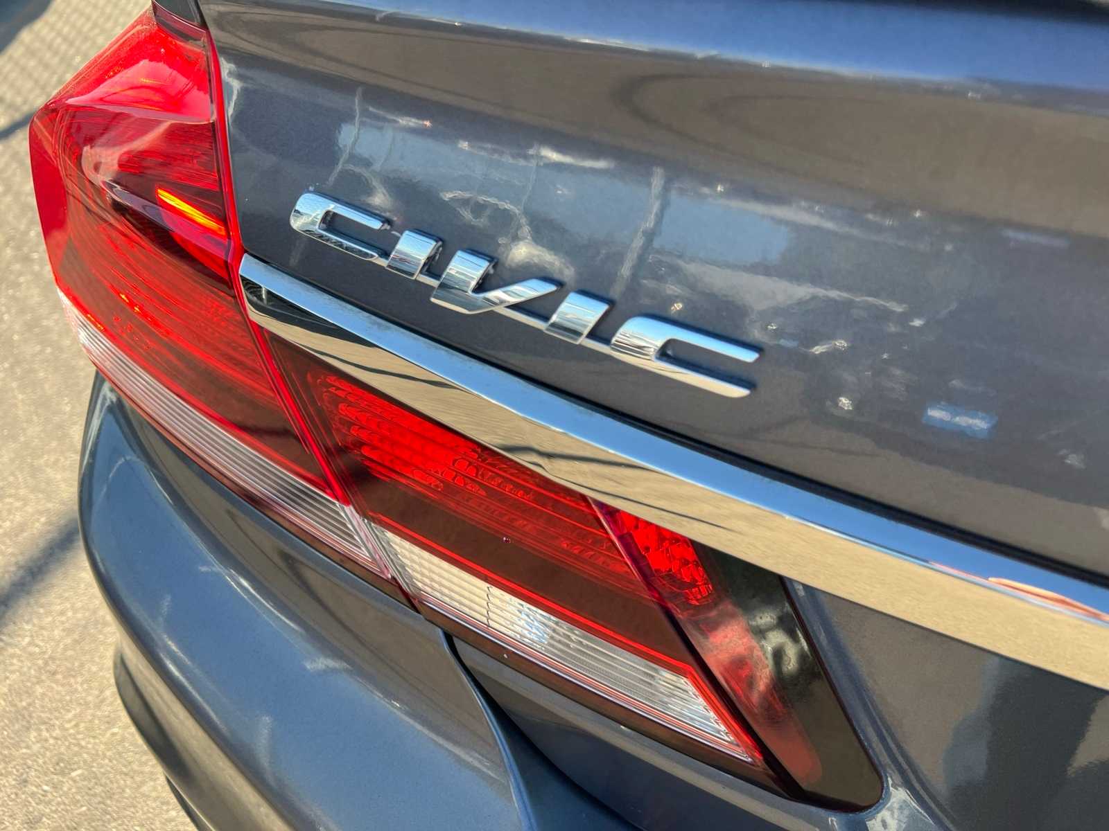 Thumbnail: 2015 Honda Civic - 5