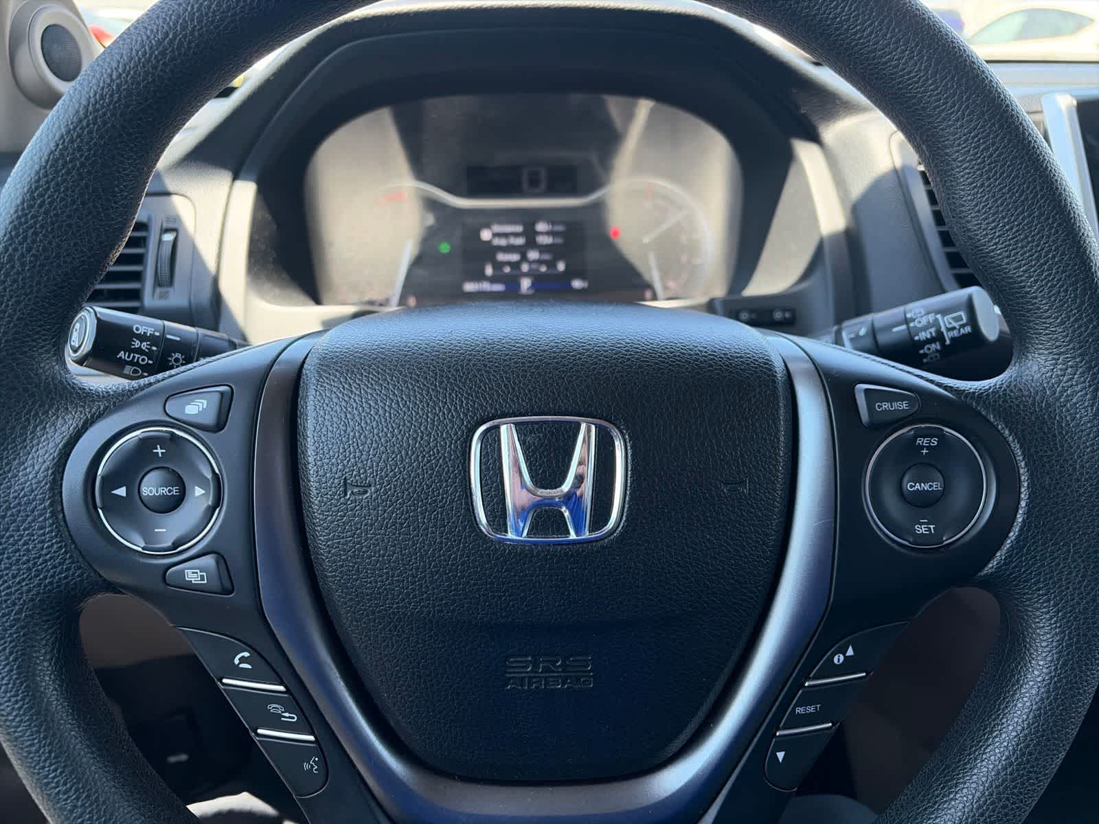 Thumbnail: 2018 Honda Pilot - 33
