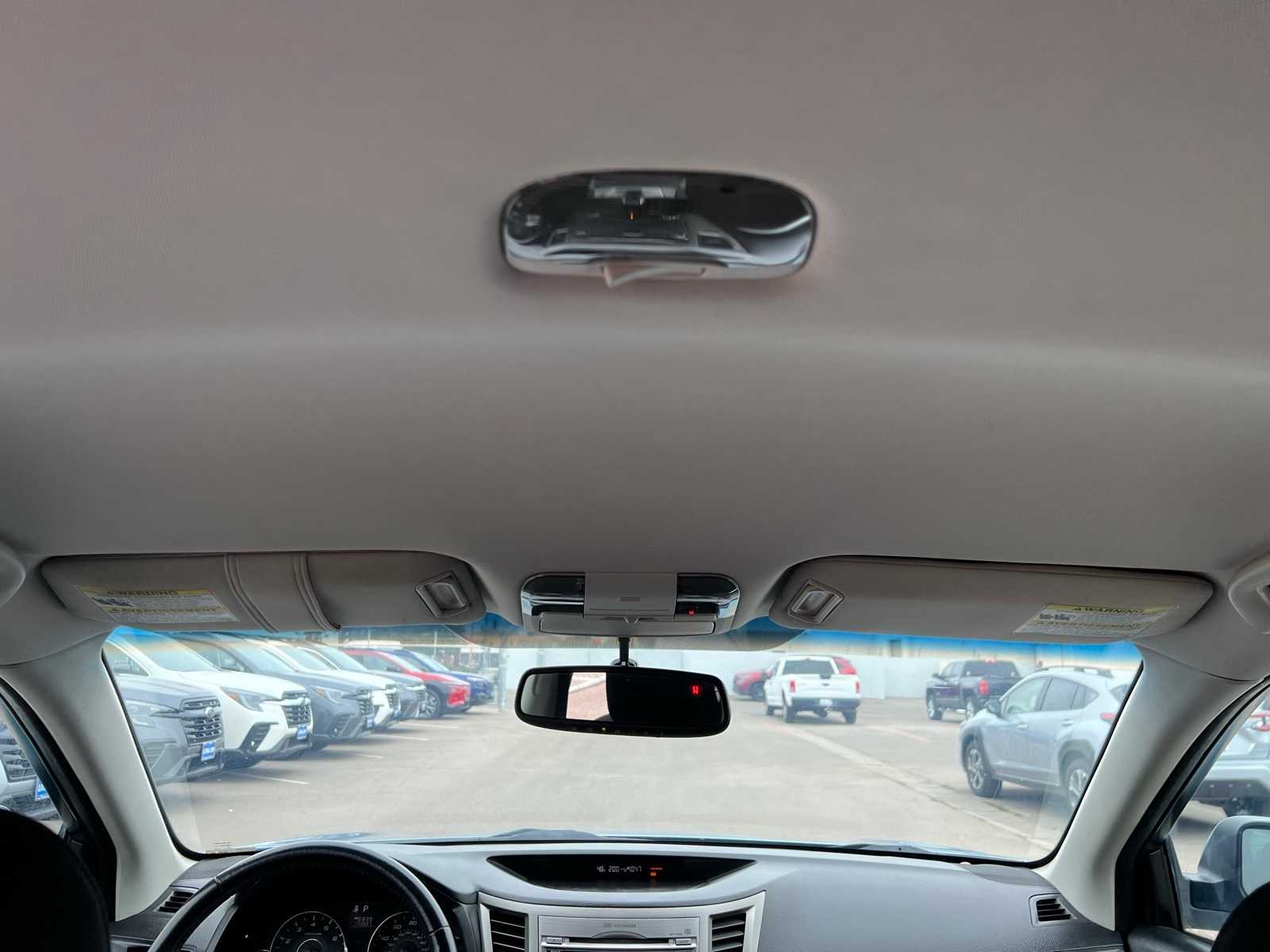 Thumbnail: 2011 Subaru Outback - 31