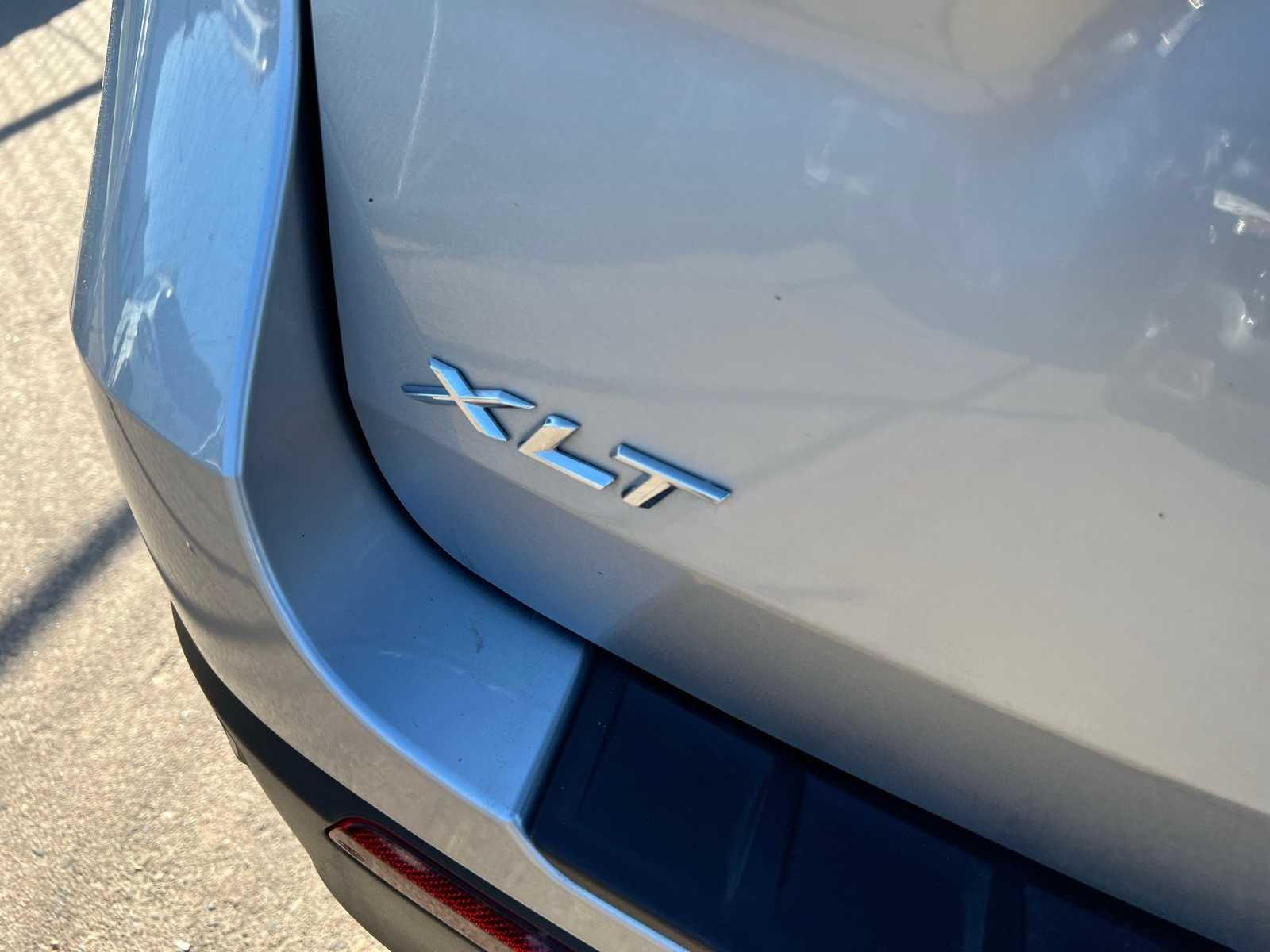 Thumbnail: 2021 Ford Explorer - 5