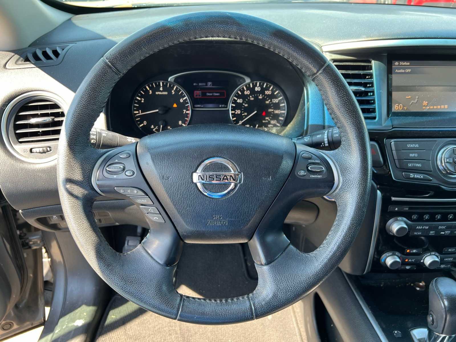 Thumbnail: 2016 Nissan Pathfinder - 30