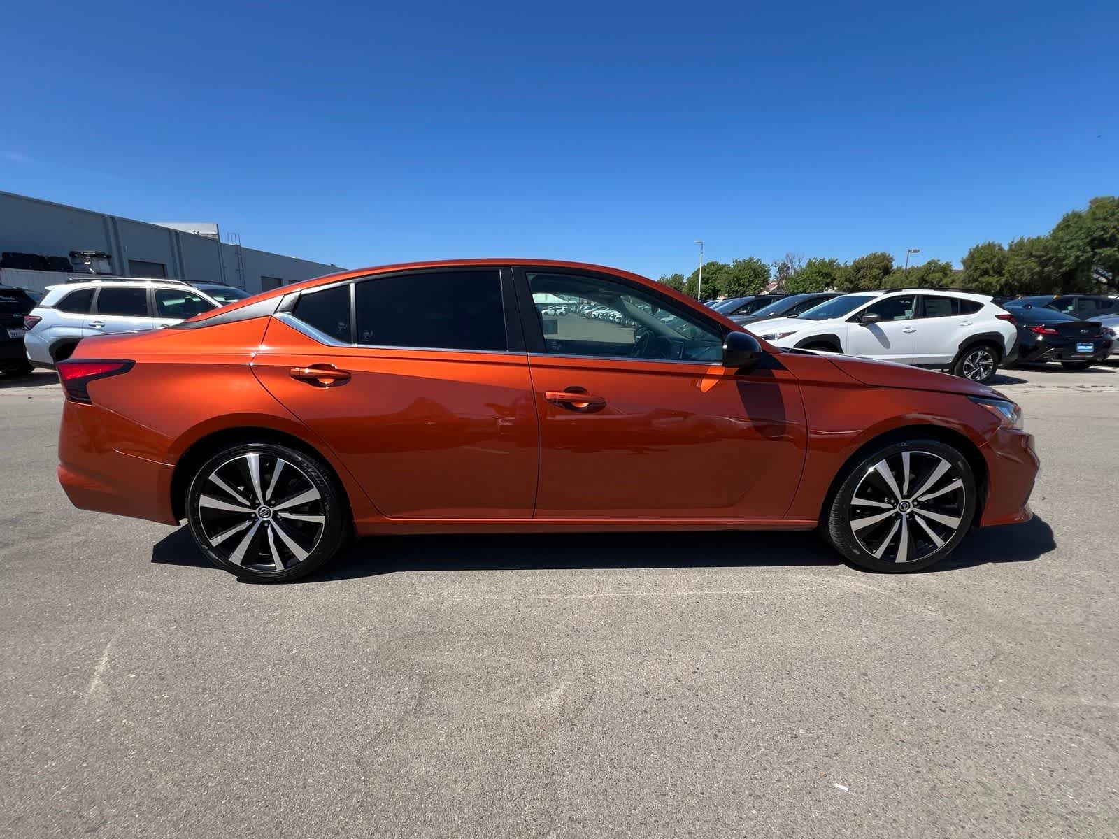 Thumbnail: 2022 Nissan Altima - 9