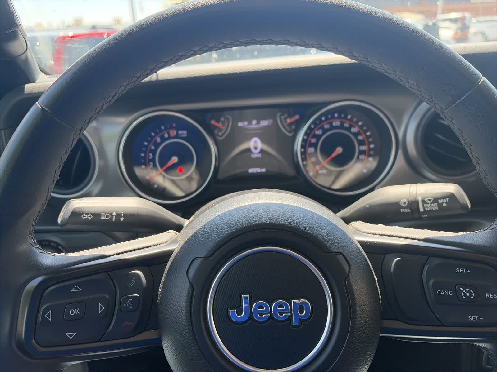 Thumbnail: 2023 Jeep Gladiator - 27