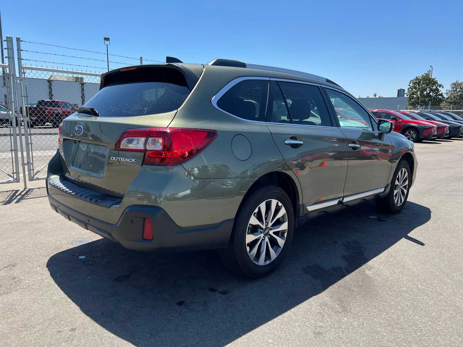 Thumbnail: 2018 Subaru Outback - 9