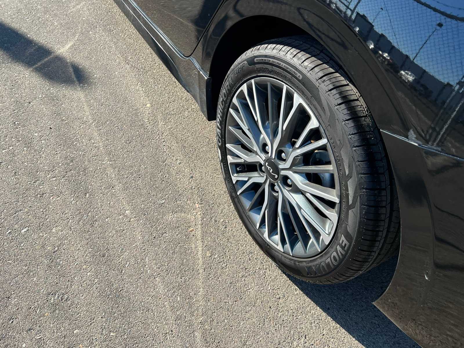 Thumbnail: 2022 Kia Forte - 17