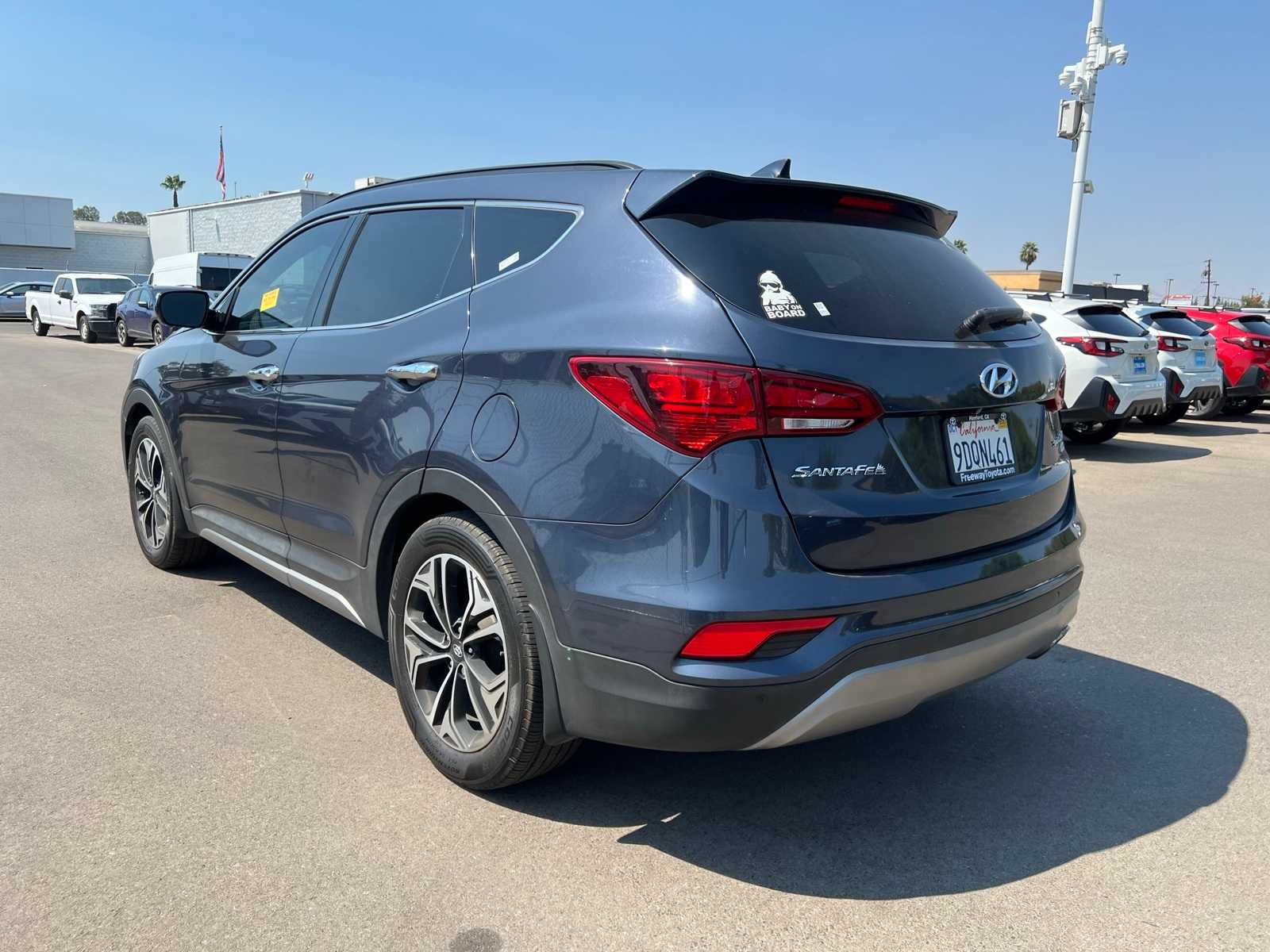Thumbnail: 2017 Hyundai Santa Fe - 3