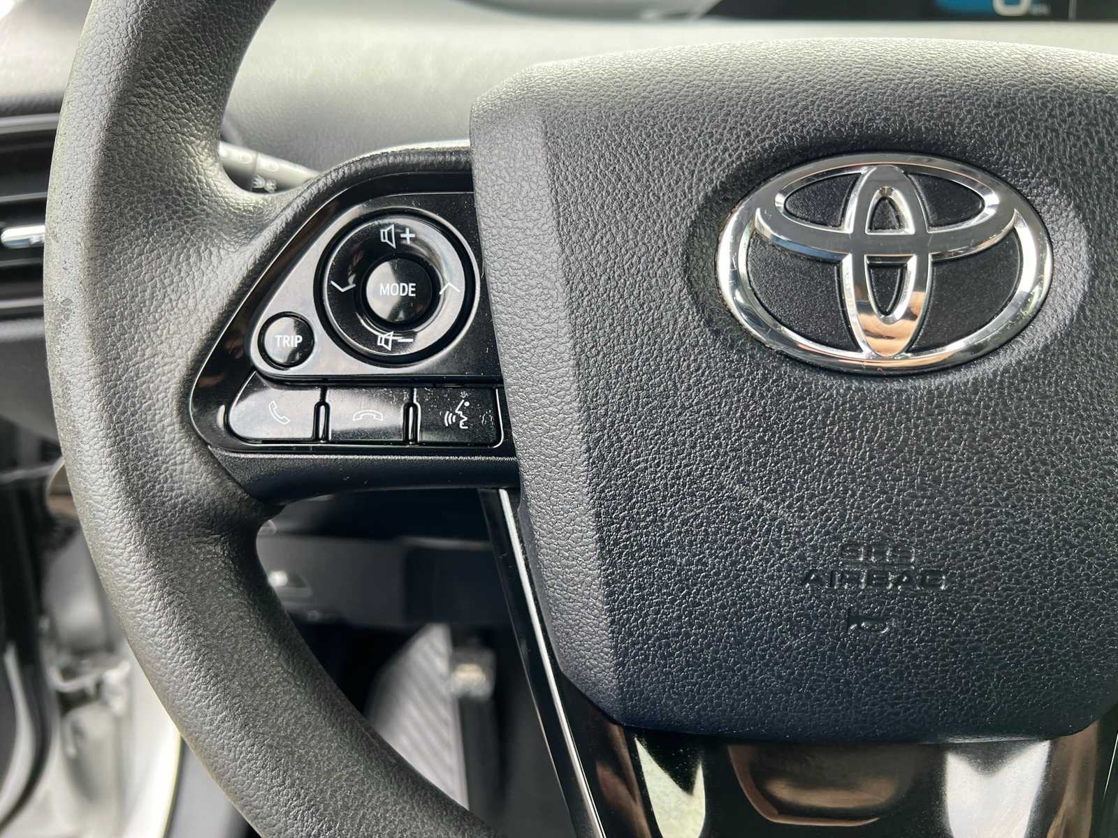 Thumbnail: 2020 Toyota Prius - 35