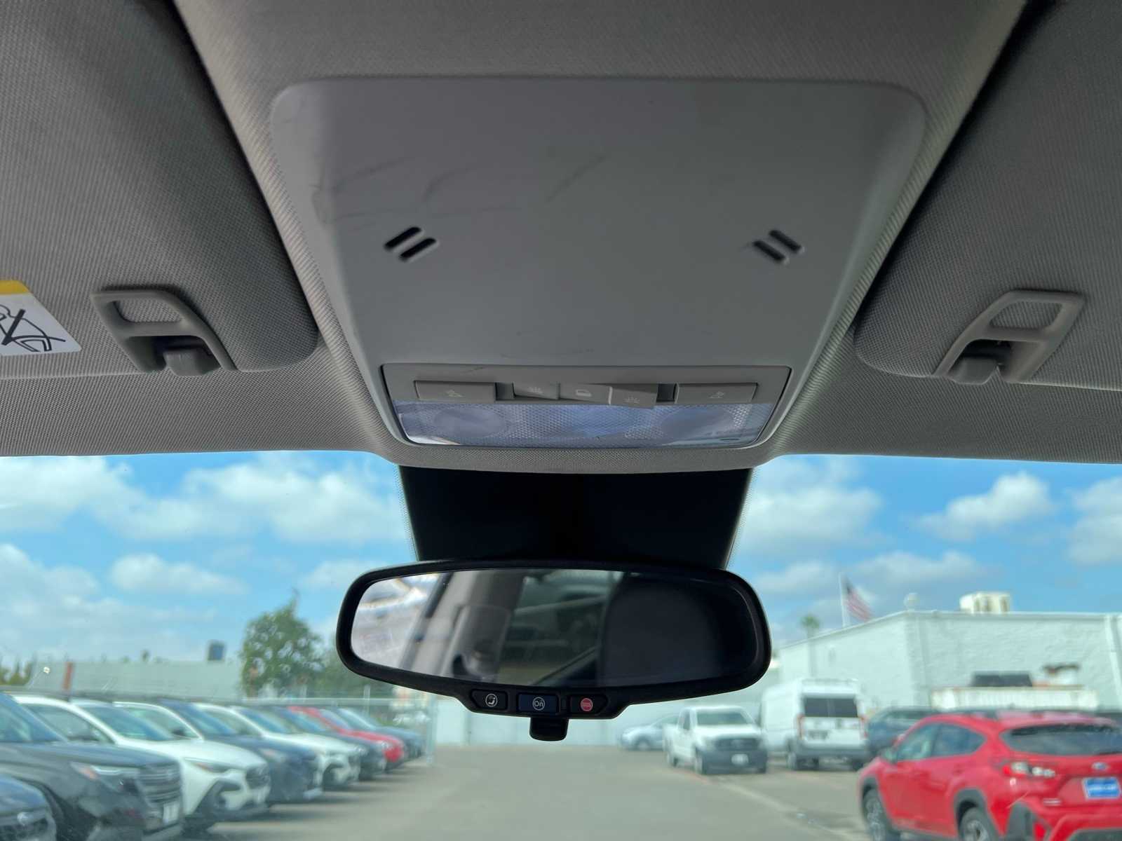 Thumbnail: 2019 Buick Encore - 32