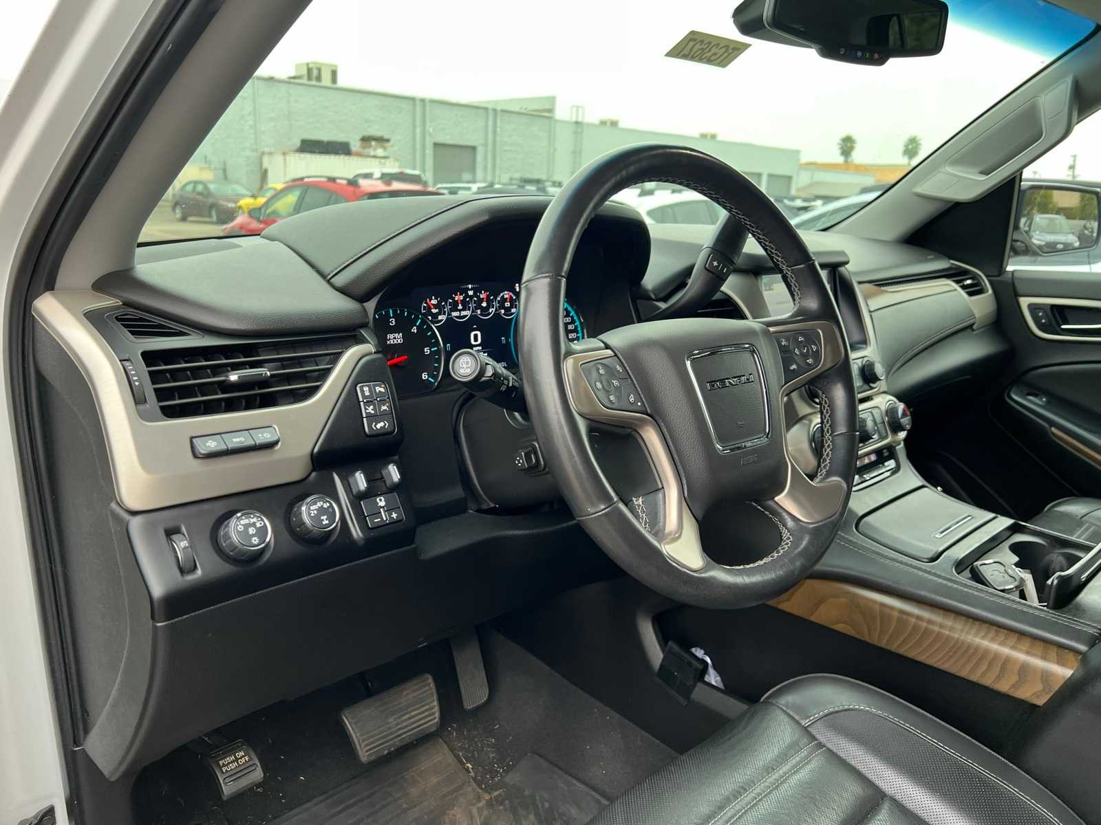 Thumbnail: 2020 GMC Yukon - 14