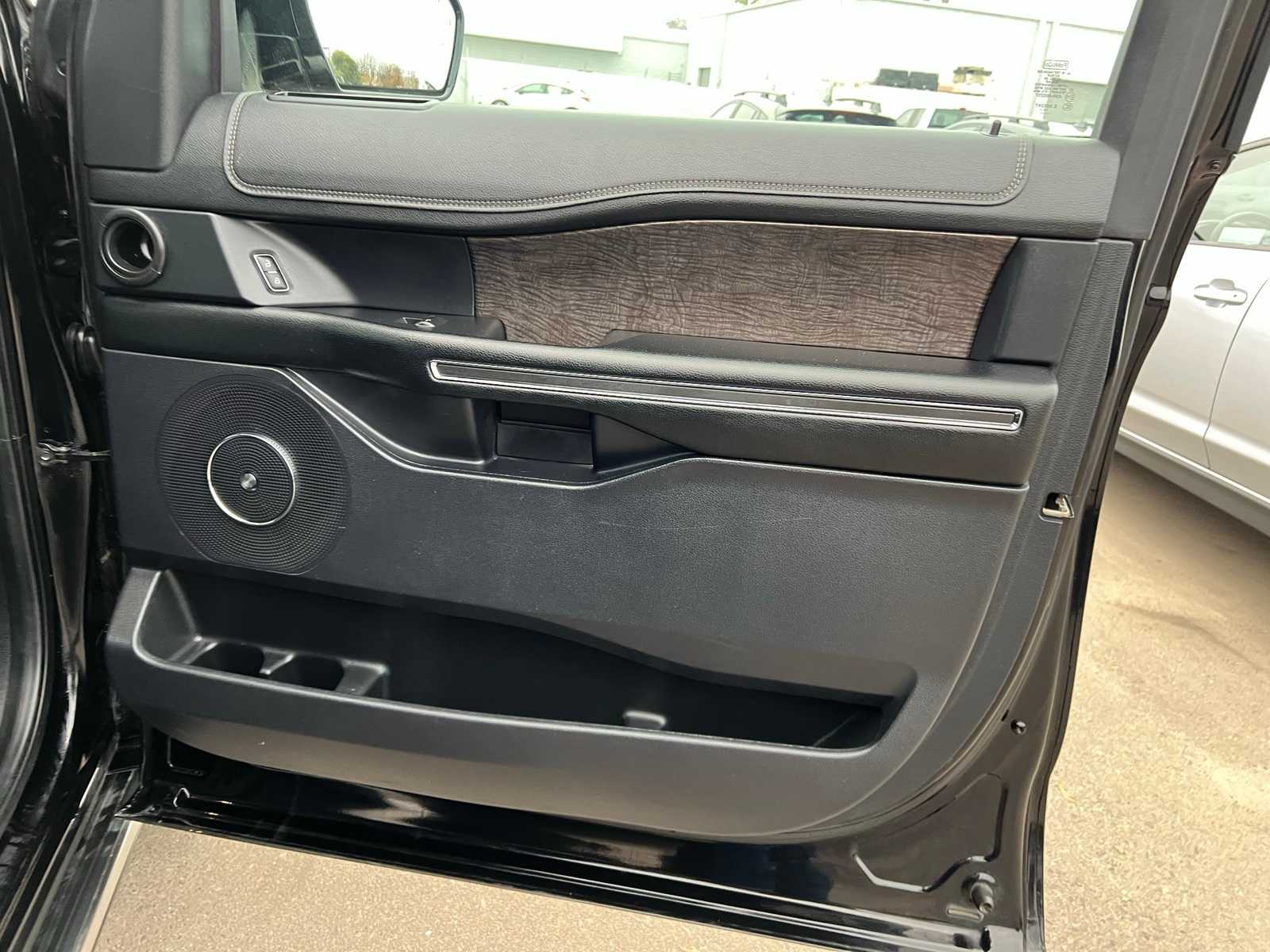 Thumbnail: 2020 Ford Expedition MAX - 29