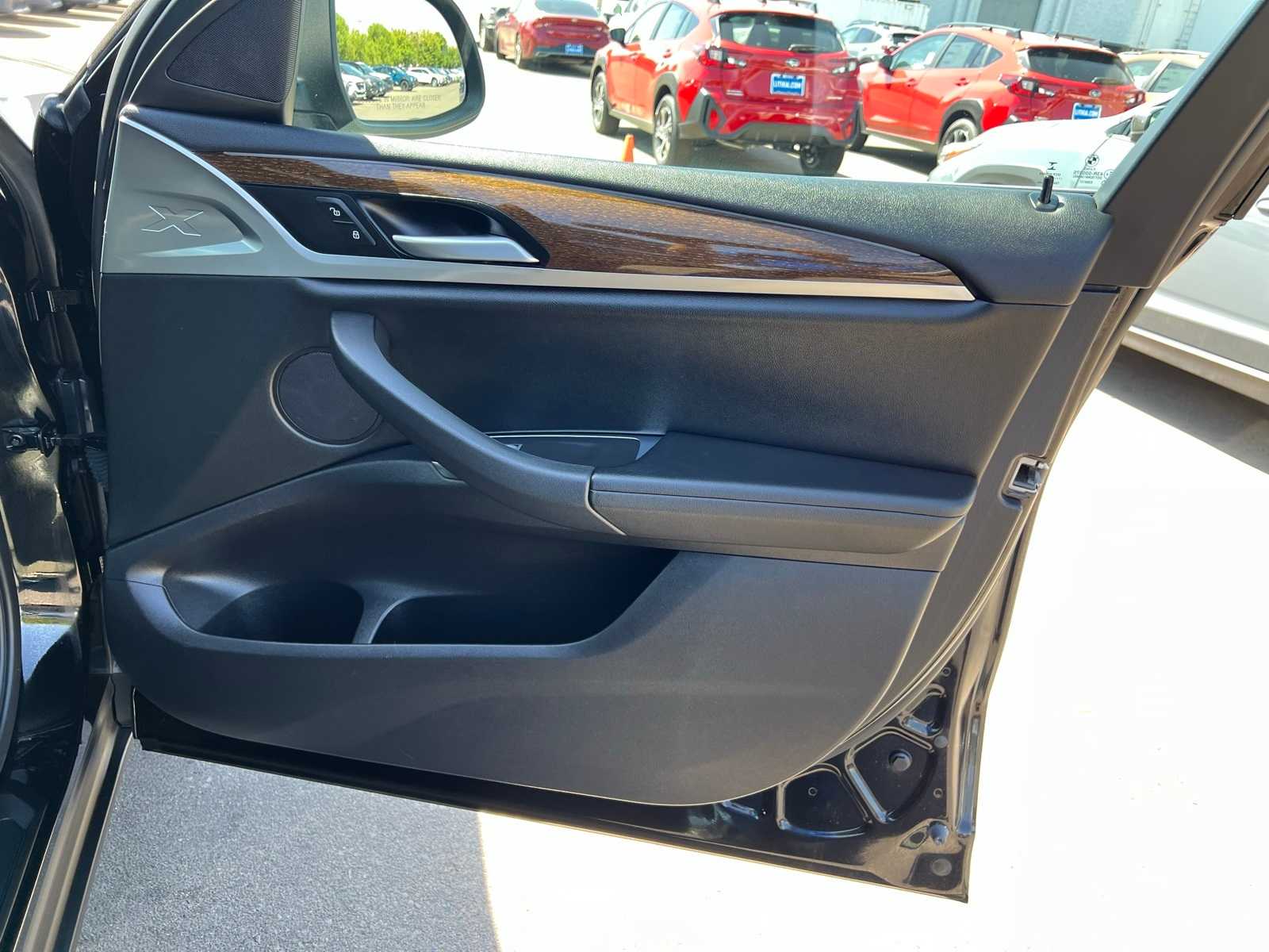 Thumbnail: 2023 BMW X4 - 28