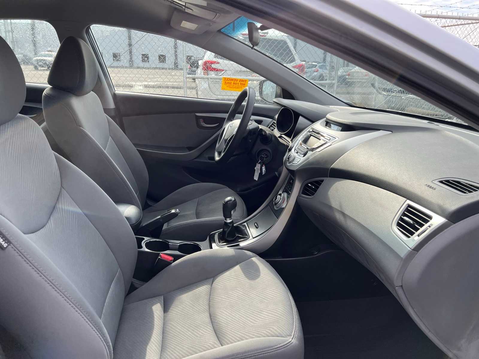 Thumbnail: 2012 Hyundai Elantra - 26