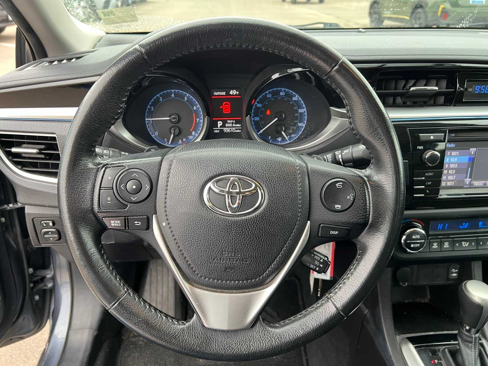 Thumbnail: 2015 Toyota Corolla - 30