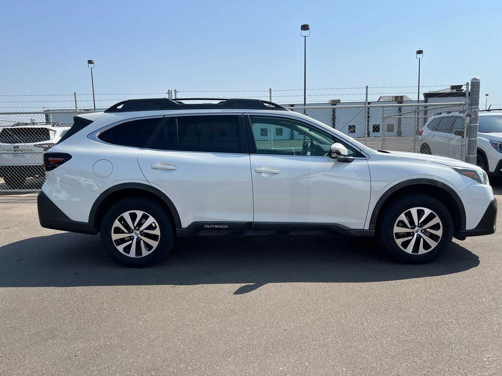 Thumbnail: 2020 Subaru Outback - 10