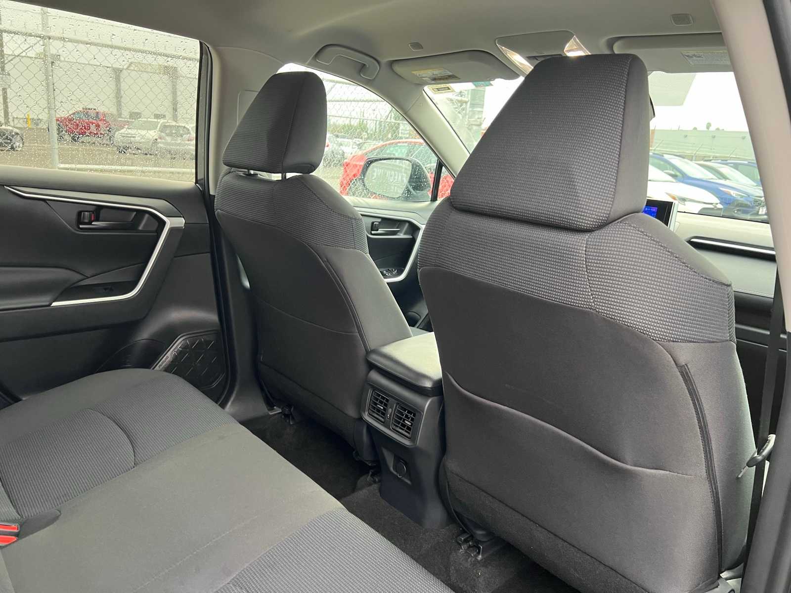 Thumbnail: 2024 Toyota RAV4 - 22