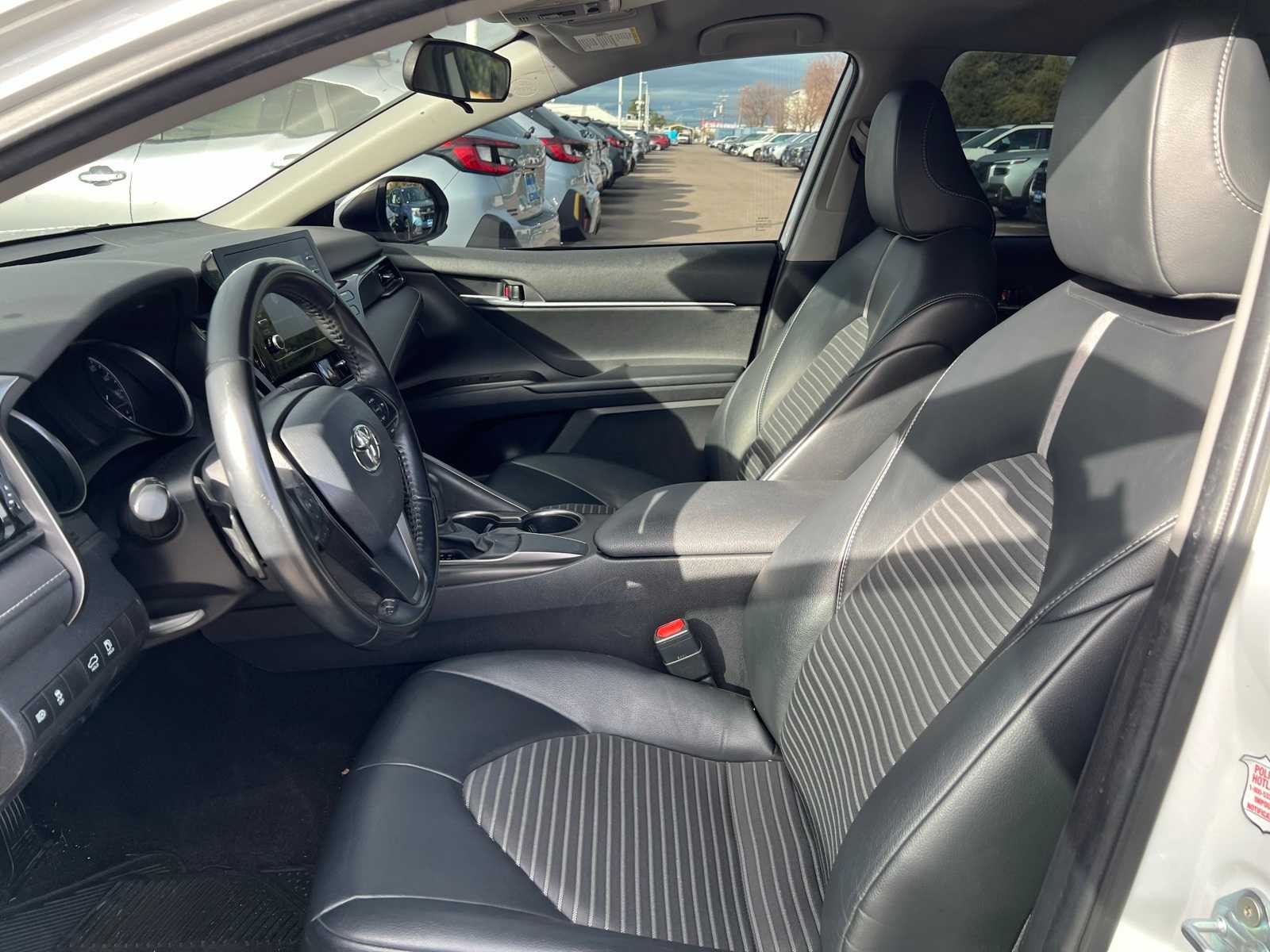 Thumbnail: 2021 Toyota Camry - 14