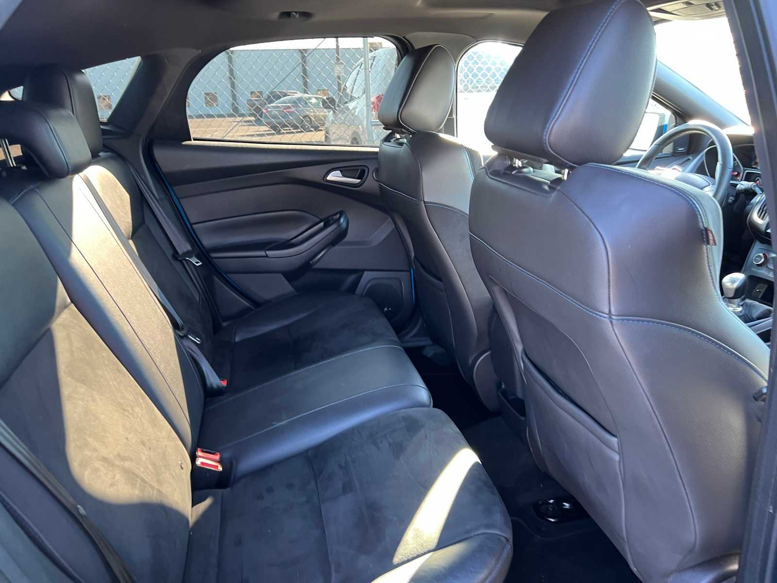 Thumbnail: 2017 Ford Focus - 23