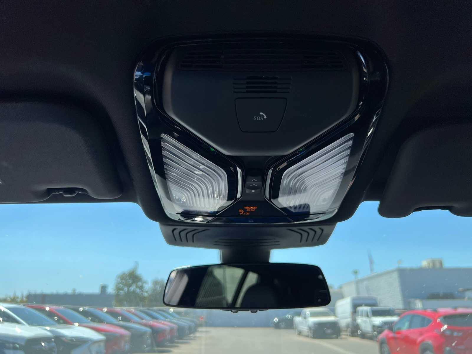 Thumbnail: 2023 BMW X4 - 33