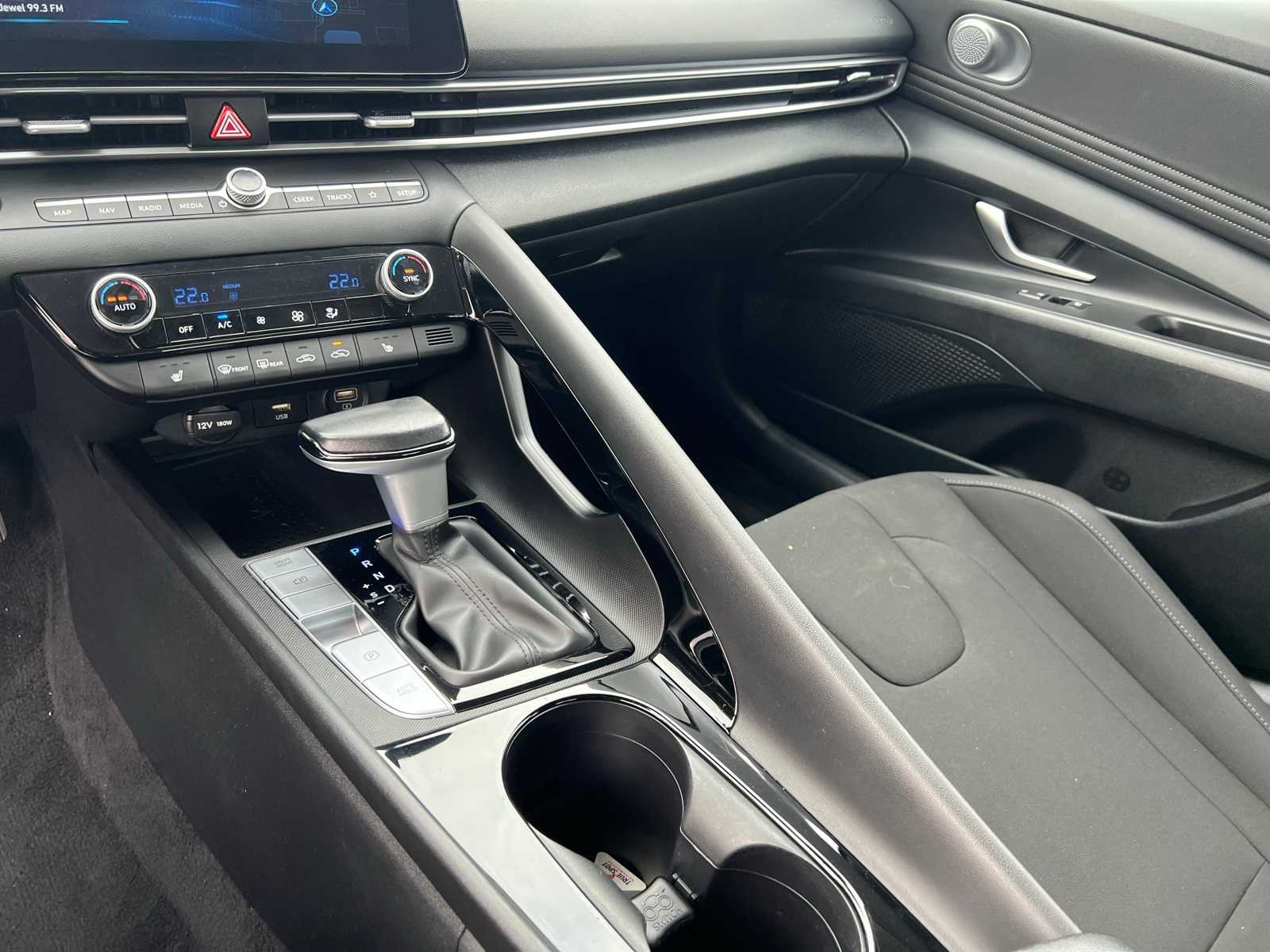 Thumbnail: 2023 Hyundai Elantra - 41