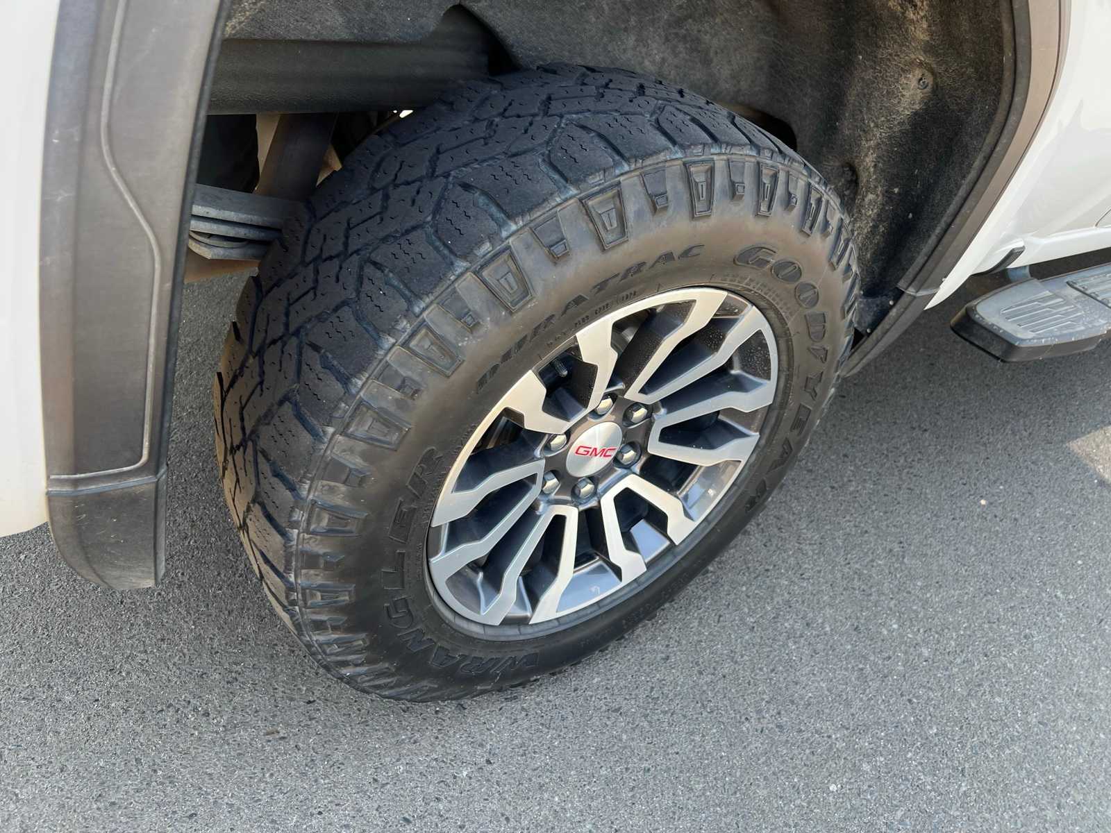 Thumbnail: 2020 GMC Sierra 1500 - 21