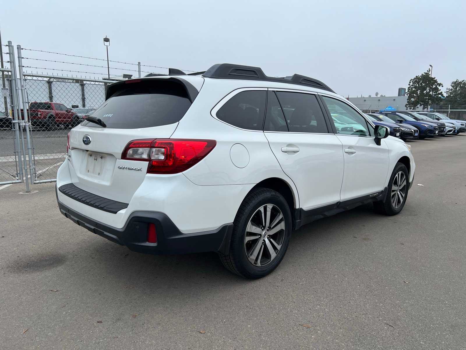 Thumbnail: 2018 Subaru Outback - 9