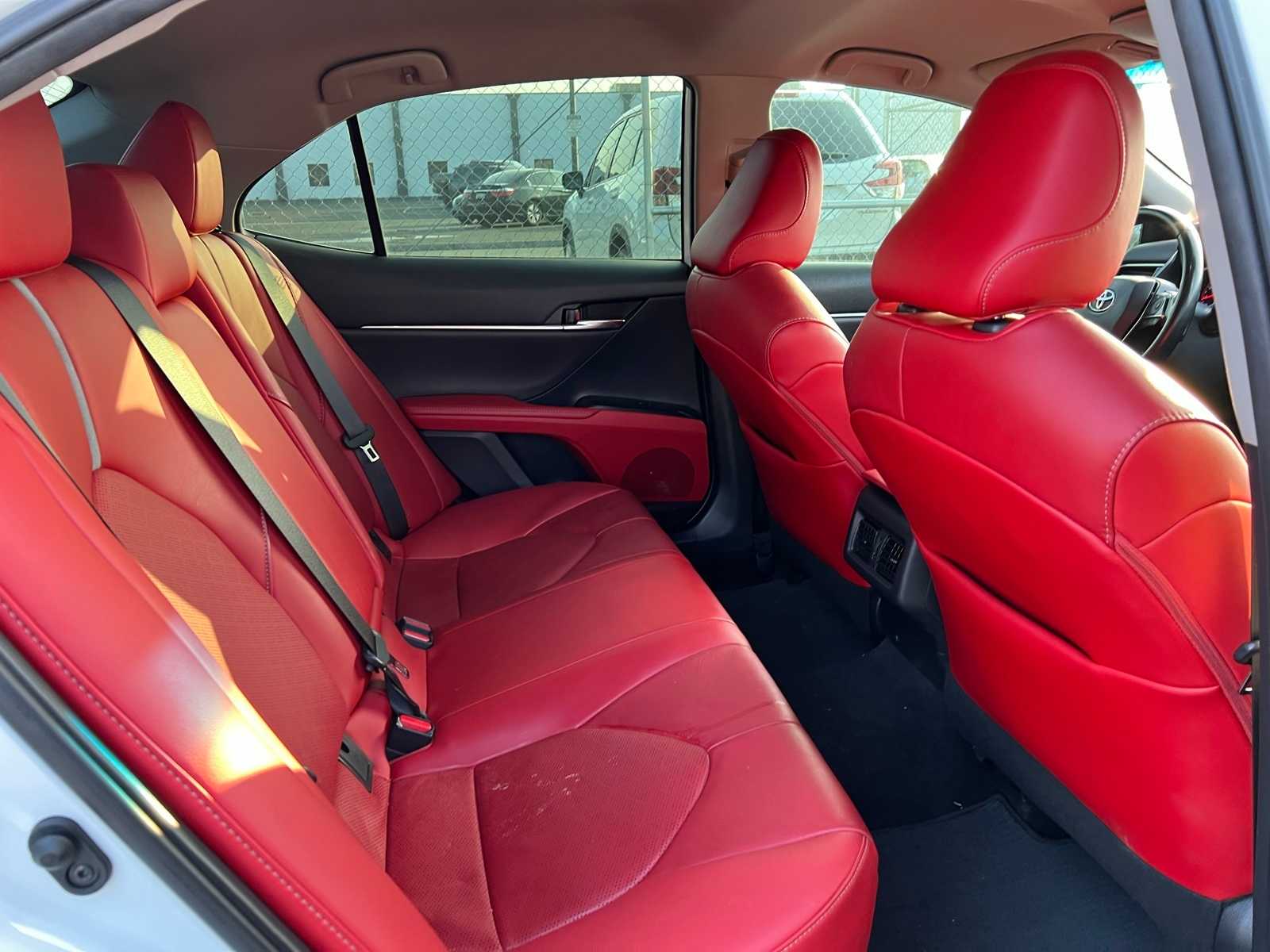 Thumbnail: 2020 Toyota Camry - 21