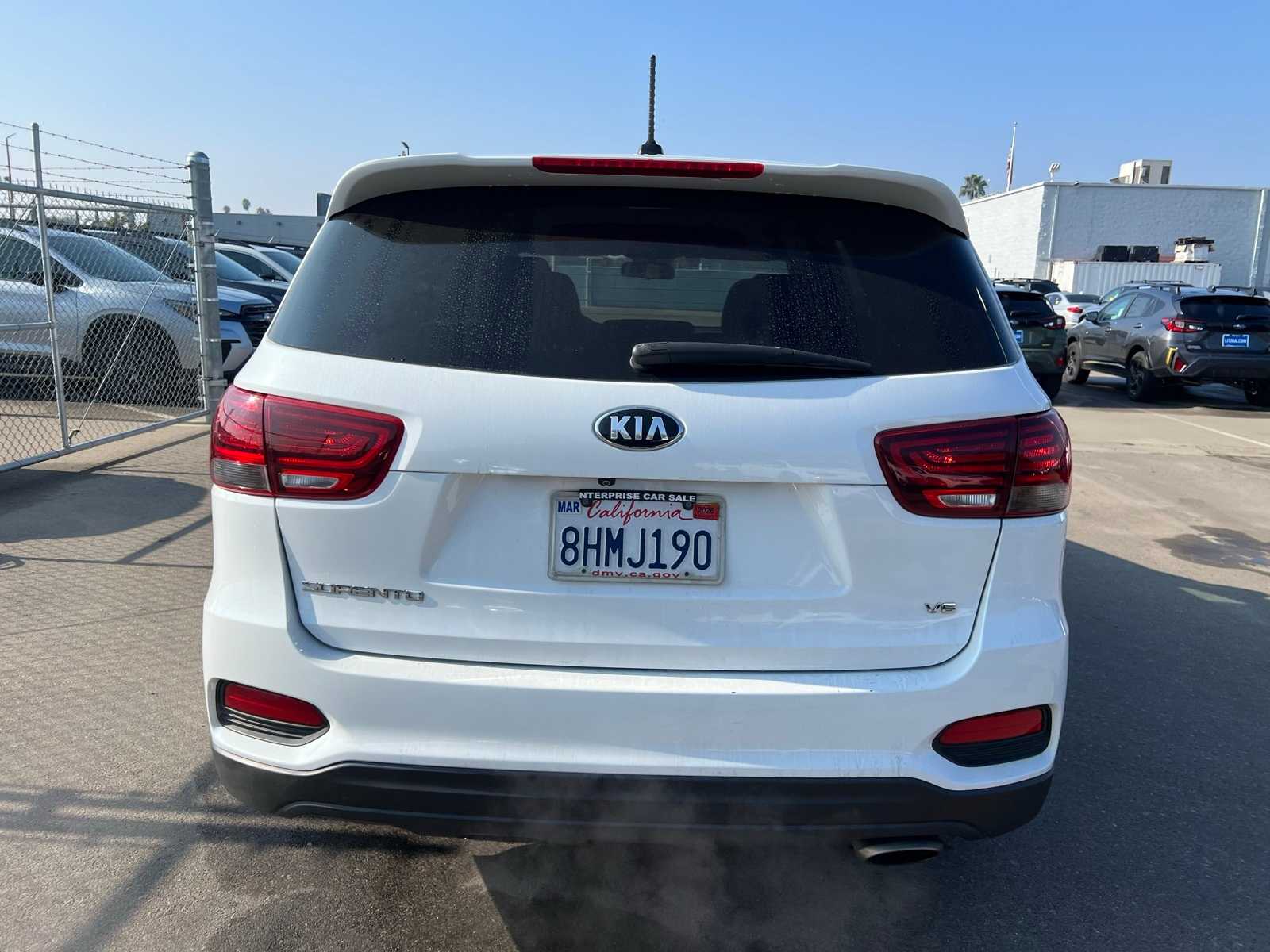 Thumbnail: 2019 Kia Sorento - 4