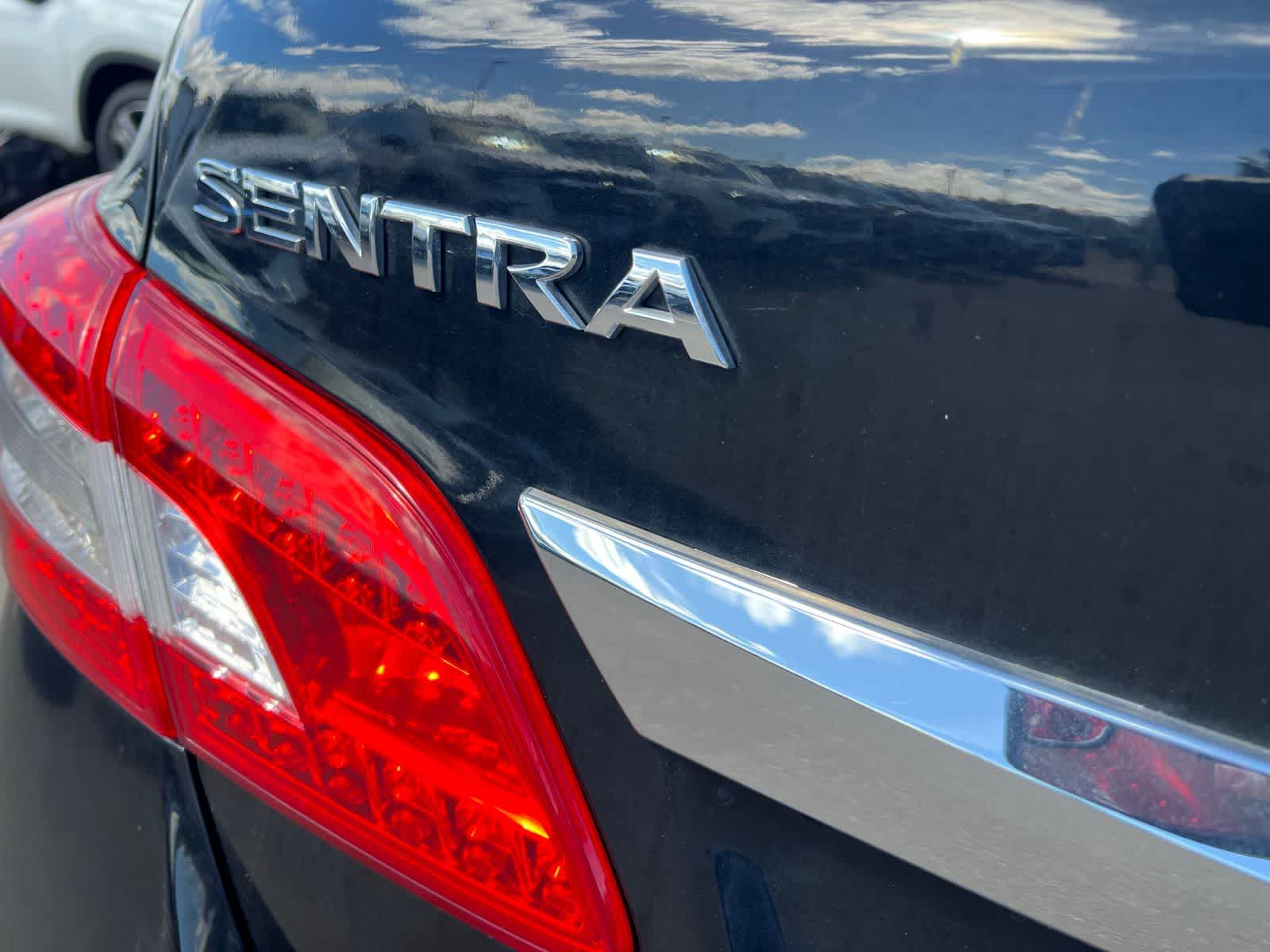 Thumbnail: 2014 Nissan Sentra - 5