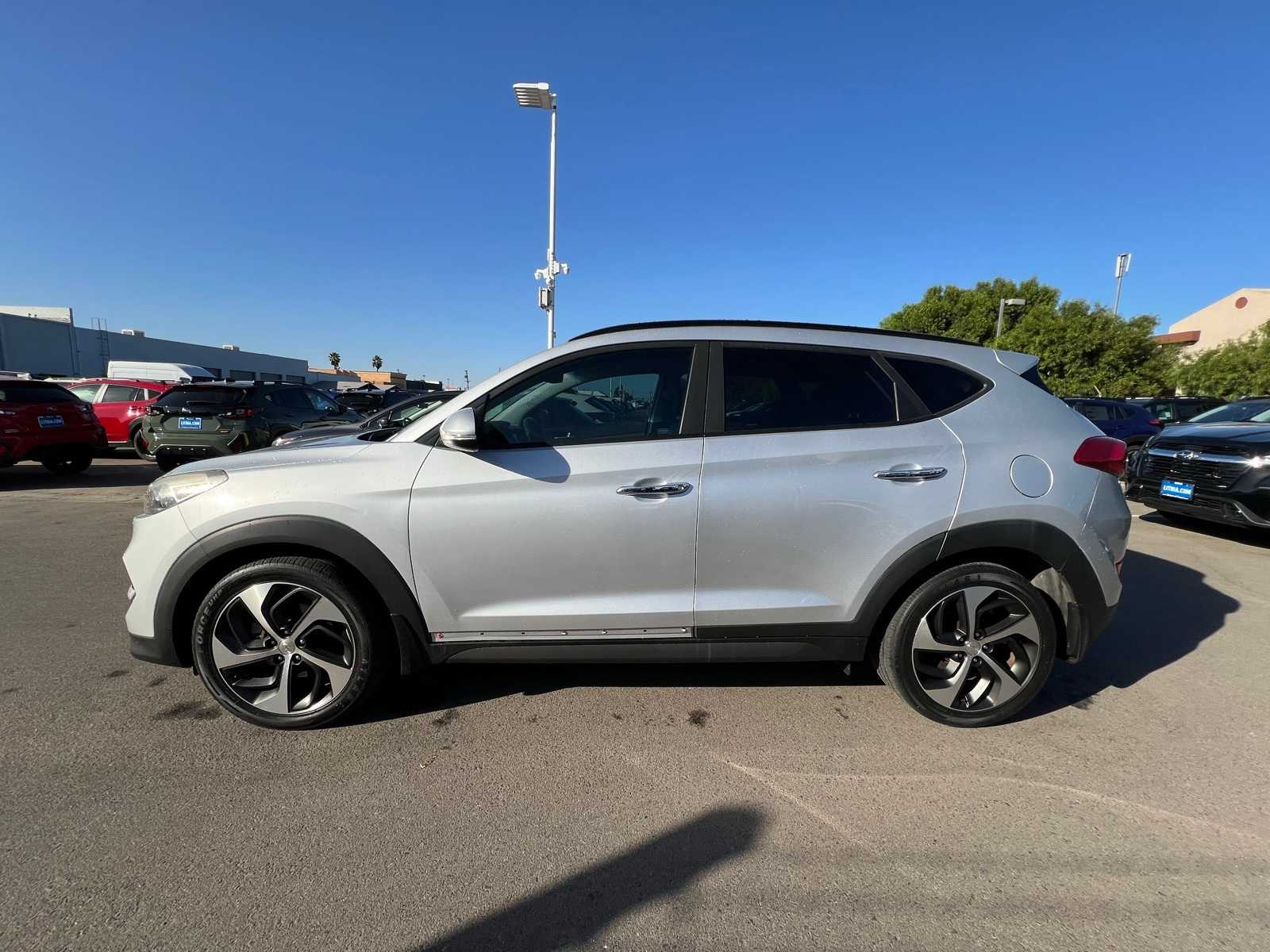 Thumbnail: 2016 Hyundai Tucson - 2