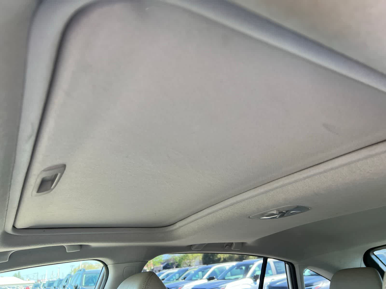 Thumbnail: 2015 Subaru XV Crosstrek - 34