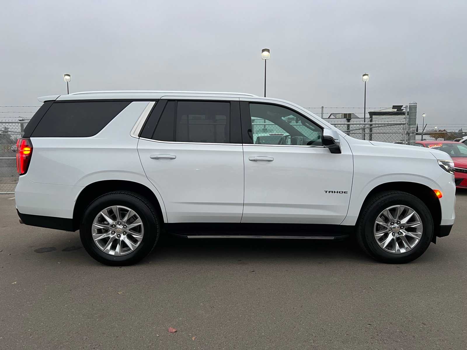 Thumbnail: 2024 Chevrolet Tahoe - 9