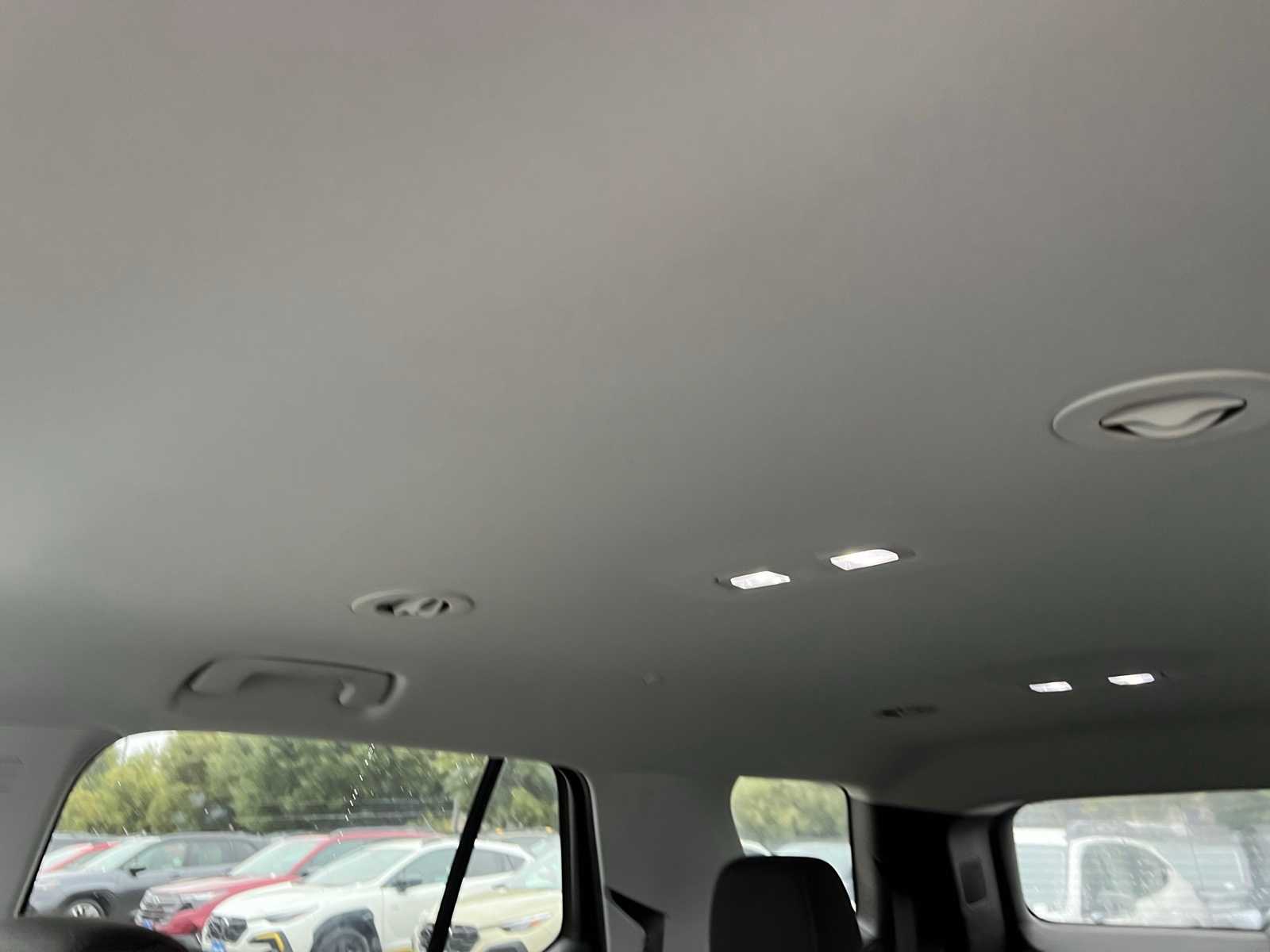 Thumbnail: 2021 Chevrolet Traverse - 33