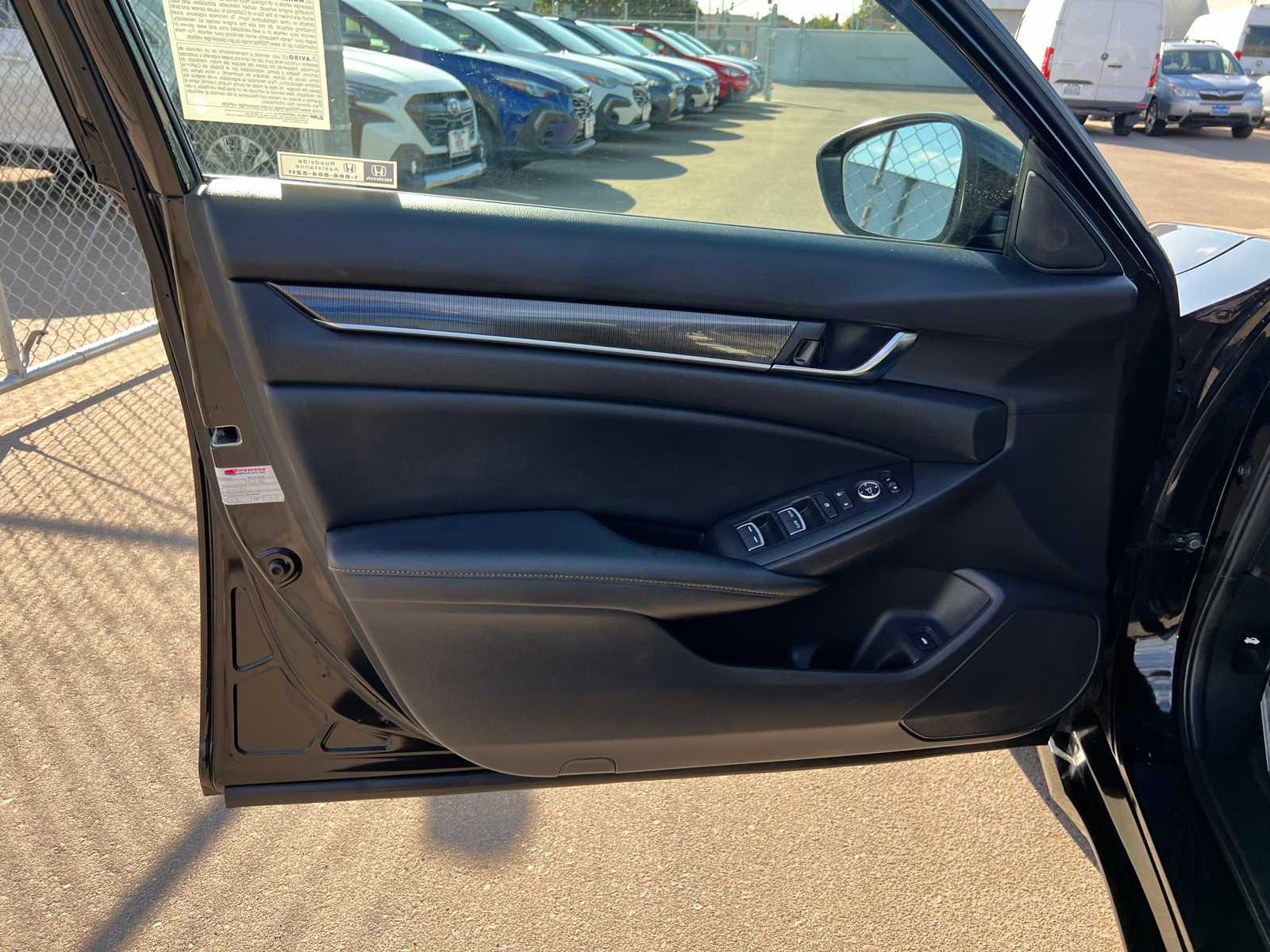 Thumbnail: 2021 Honda Accord - 16