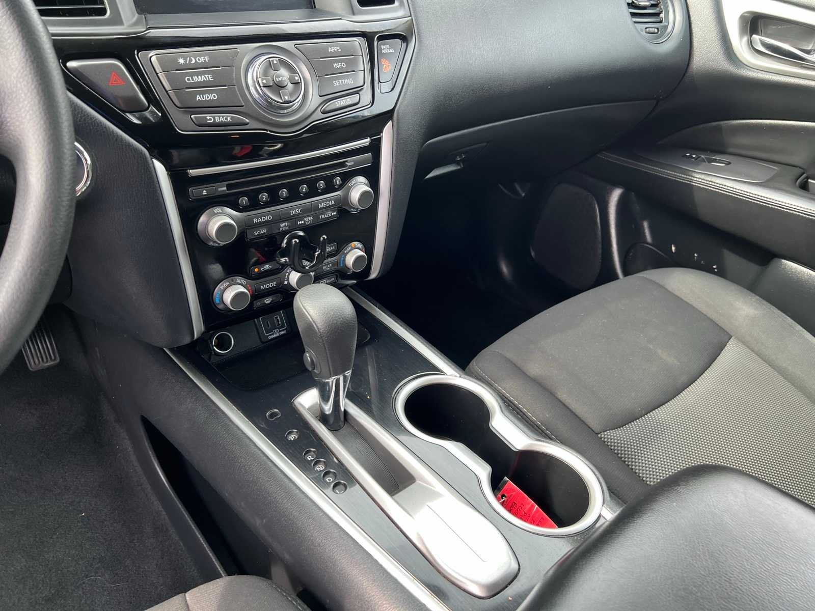 Thumbnail: 2020 Nissan Pathfinder - 42