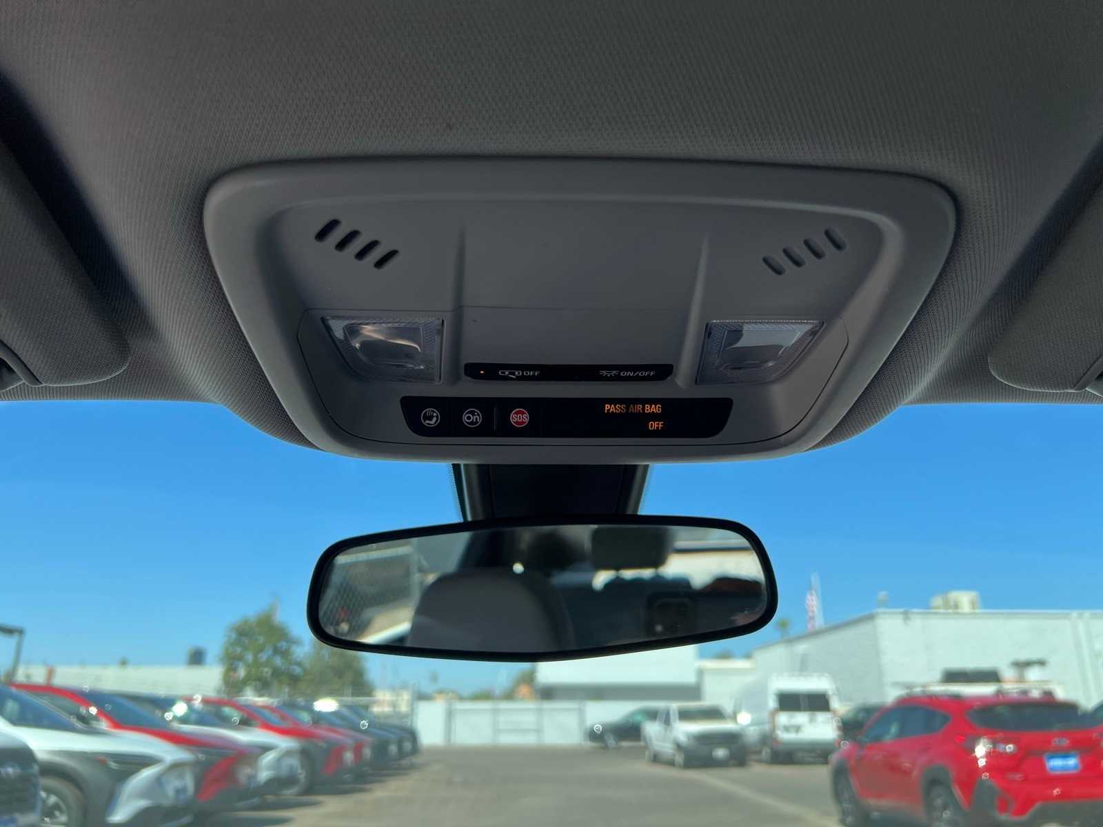 Thumbnail: 2019 Chevrolet Malibu - 32