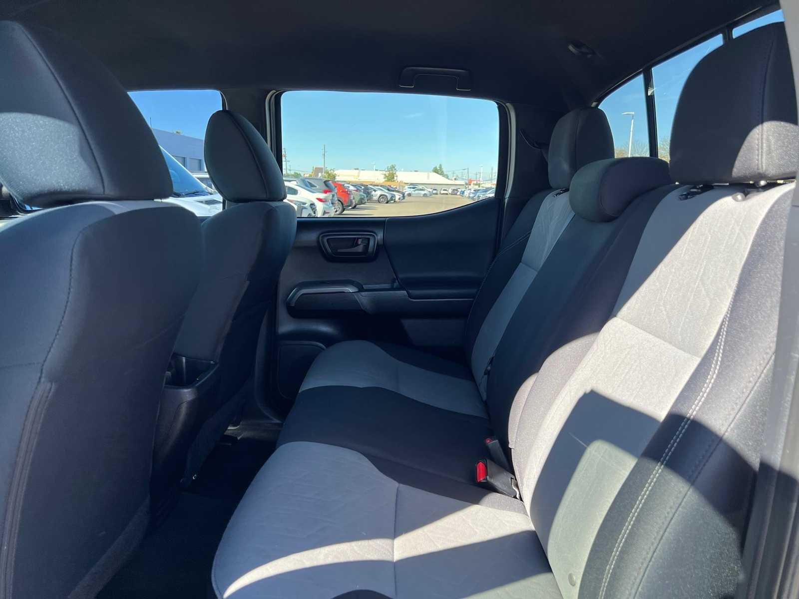 Thumbnail: 2021 Toyota Tacoma - 18