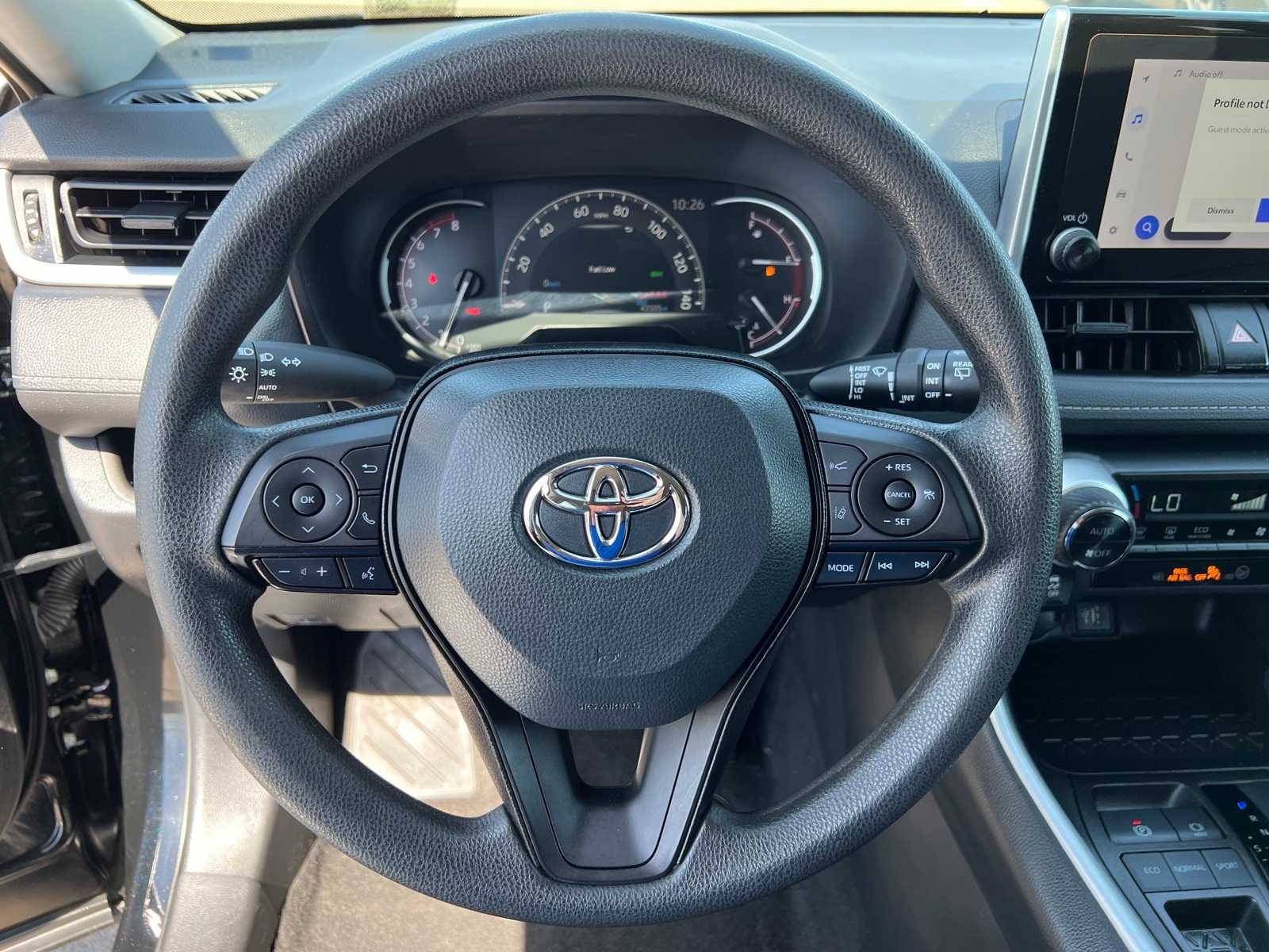2023 Toyota RAV4 XLE 33