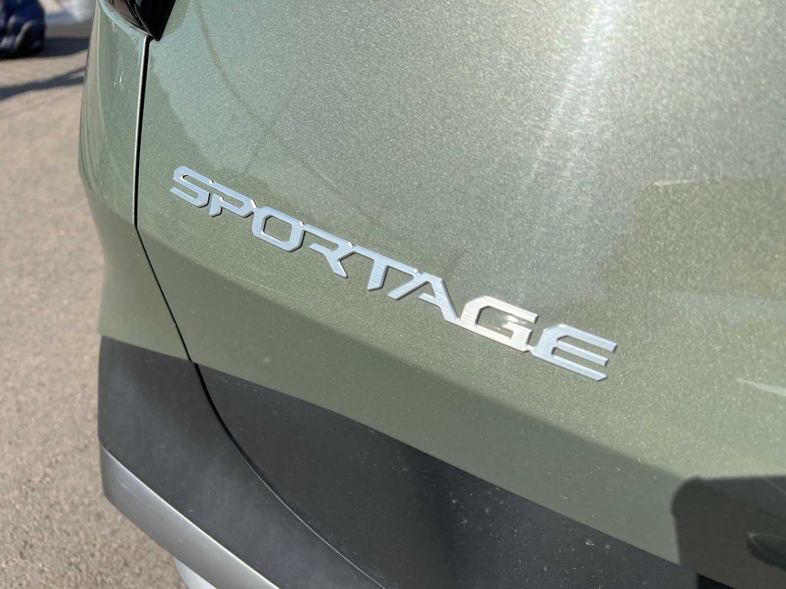 Thumbnail: 2023 Kia Sportage - 5