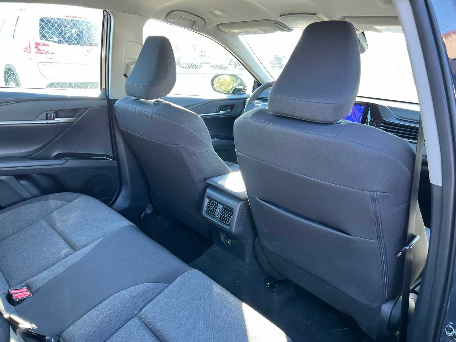 Thumbnail: 2025 Toyota Camry - 22