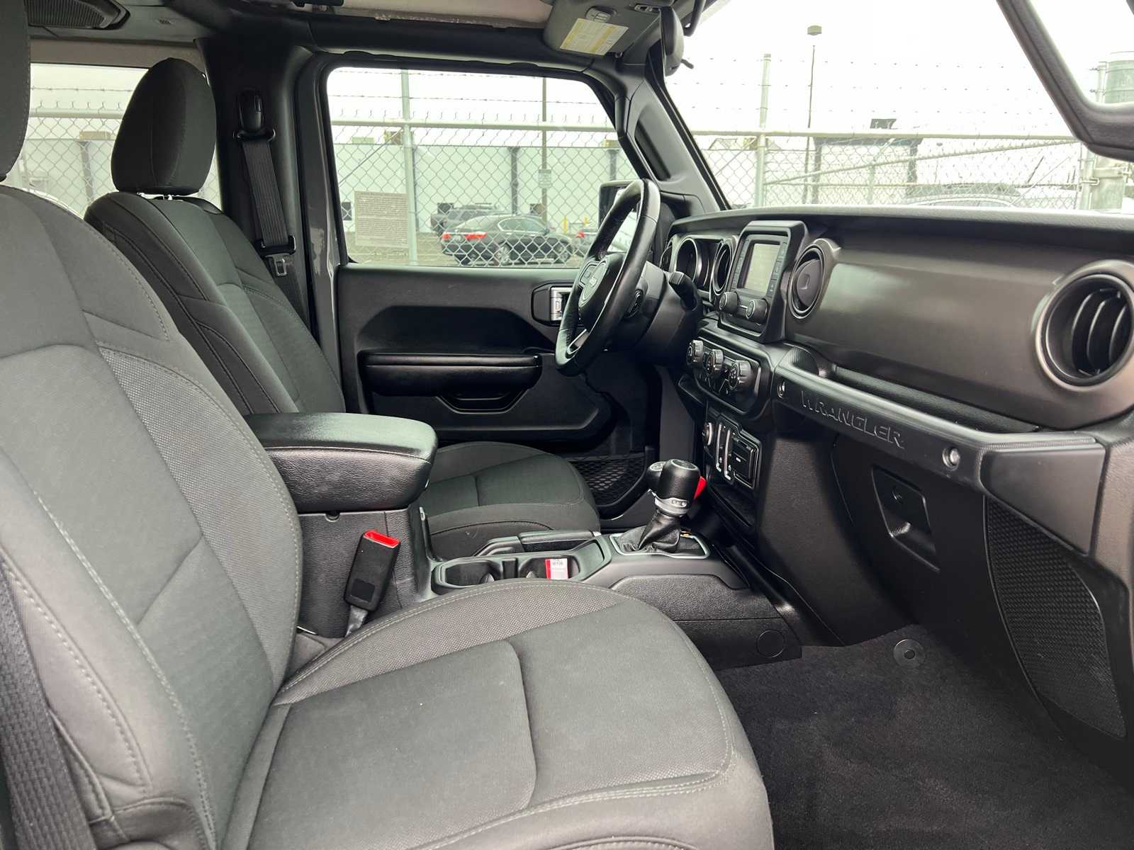 Thumbnail: 2020 Jeep Wrangler - 26