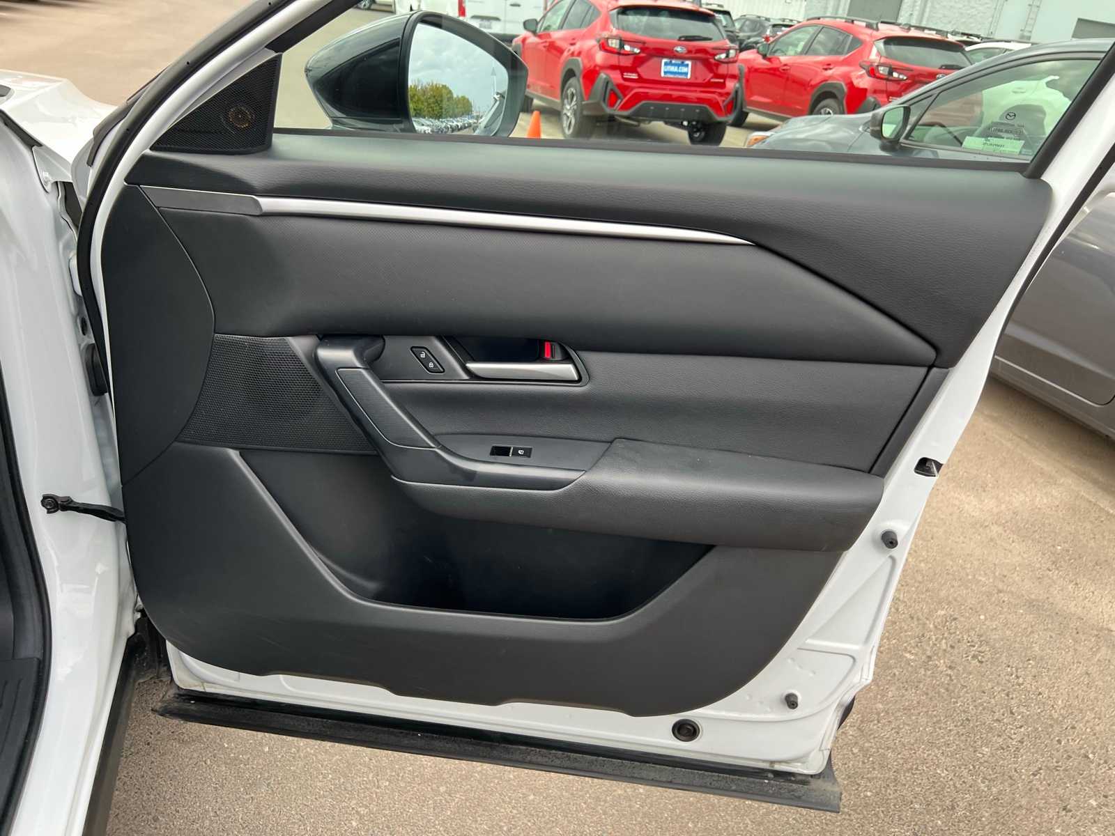 Thumbnail: 2024 Mazda CX-50 - 28