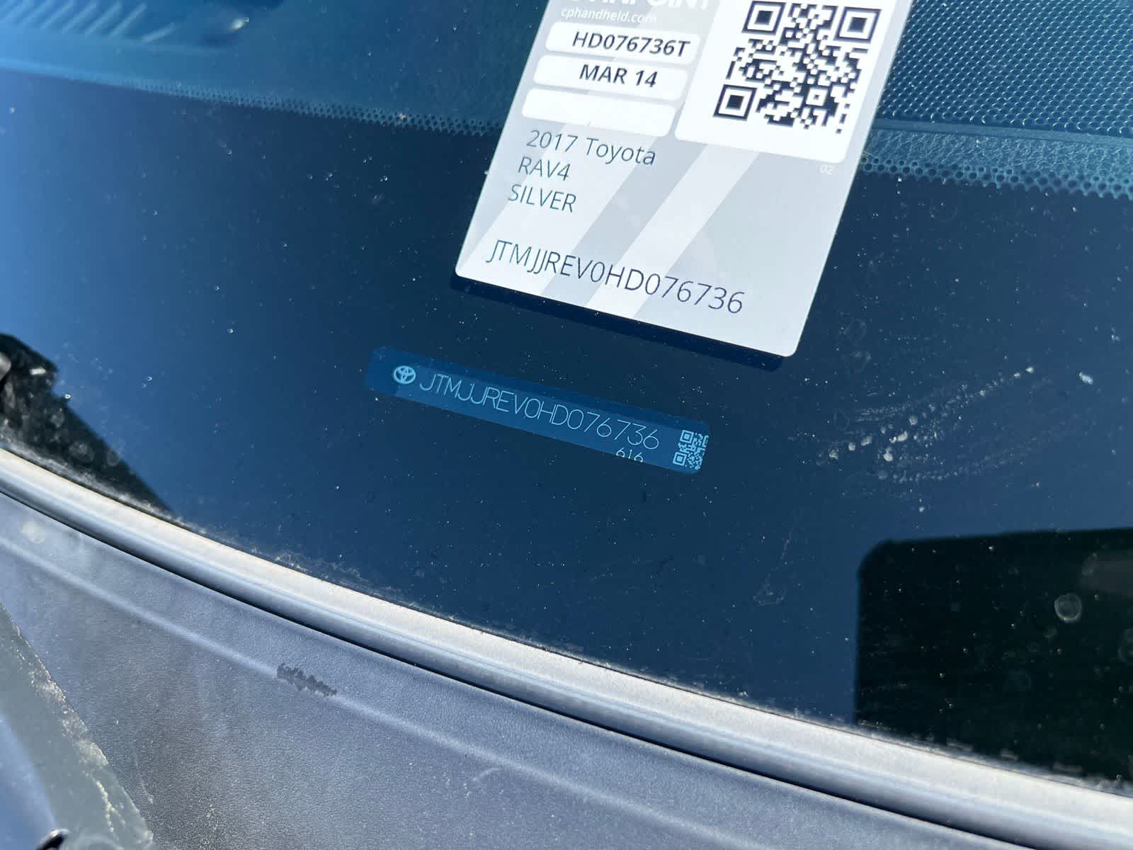 Thumbnail: 2017 Toyota RAV4 - 38