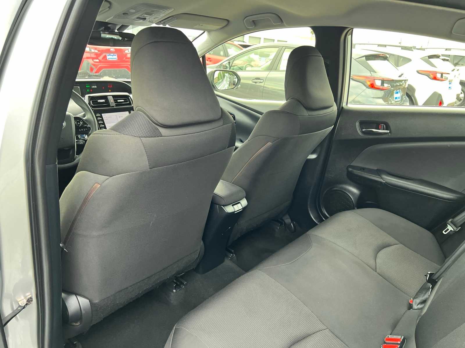 Thumbnail: 2020 Toyota Prius - 18