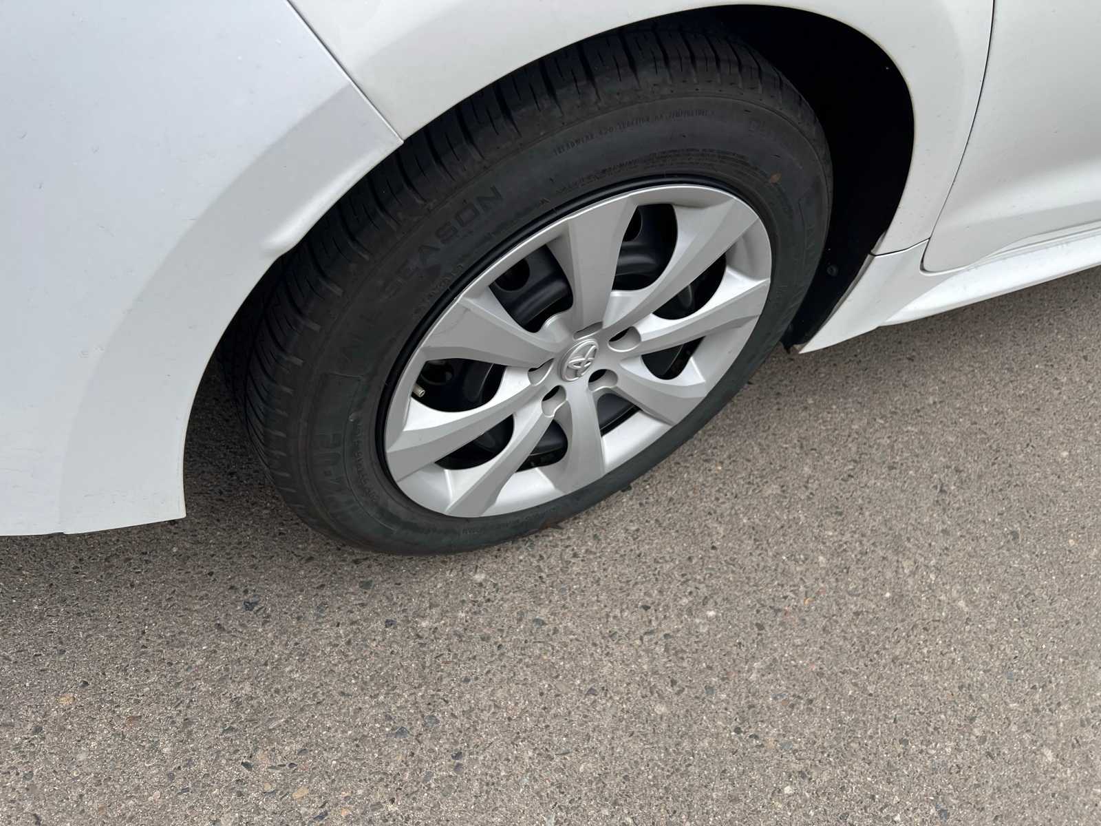 Thumbnail: 2022 Toyota Corolla - 21