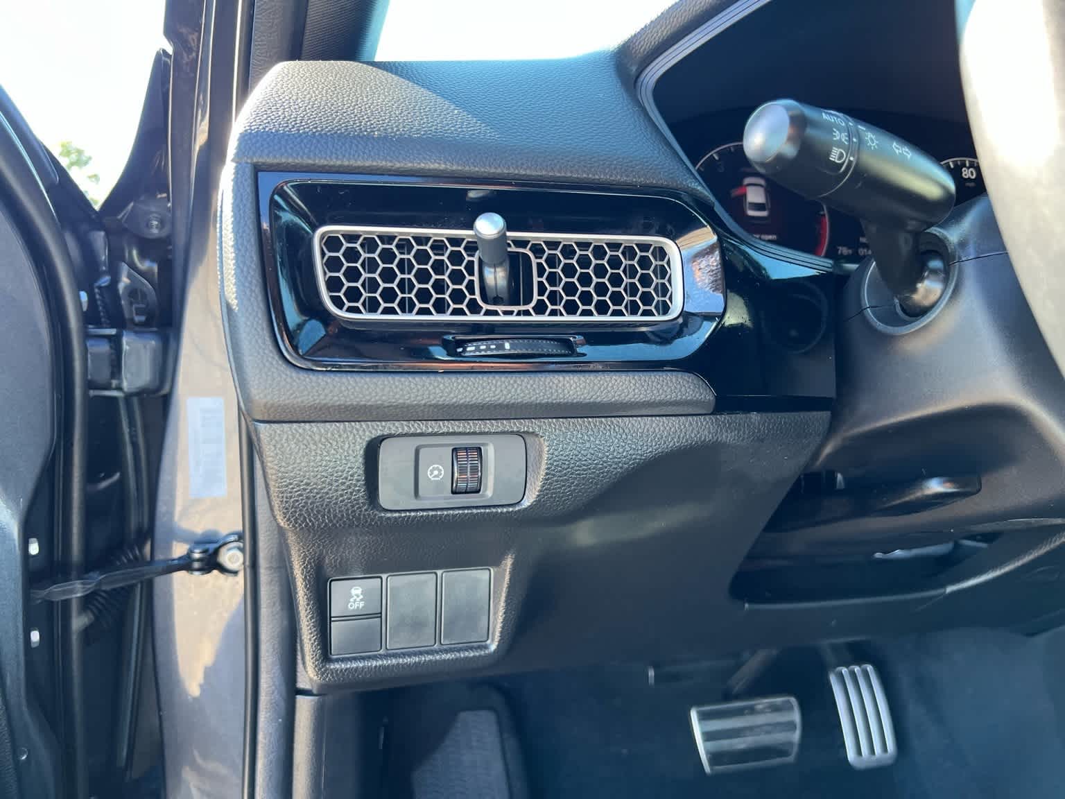 Thumbnail: 2025 Honda Civic - 32